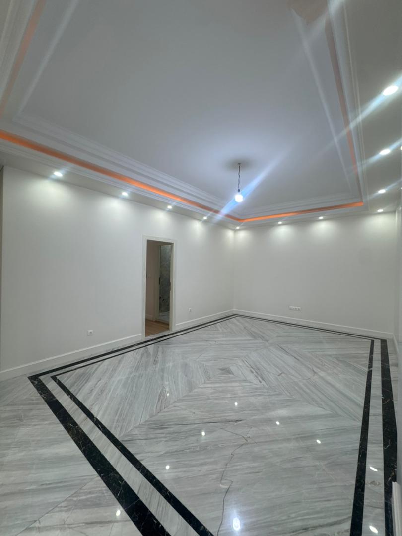 فروش آپارتمان 200 متر فرمانیه 3 خواب