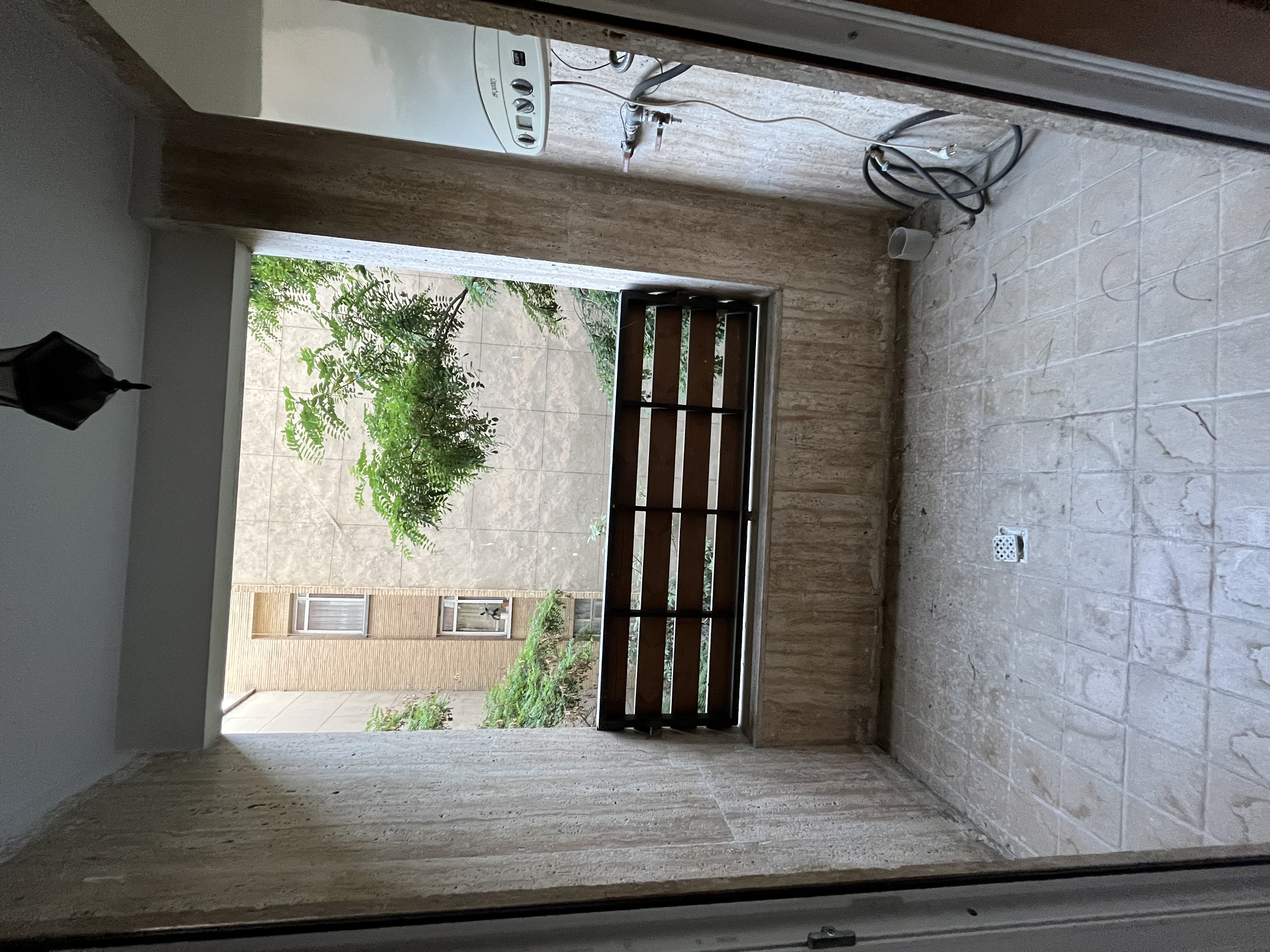 فروش آپارتمان 100 متر پاسداران بازسازی شده