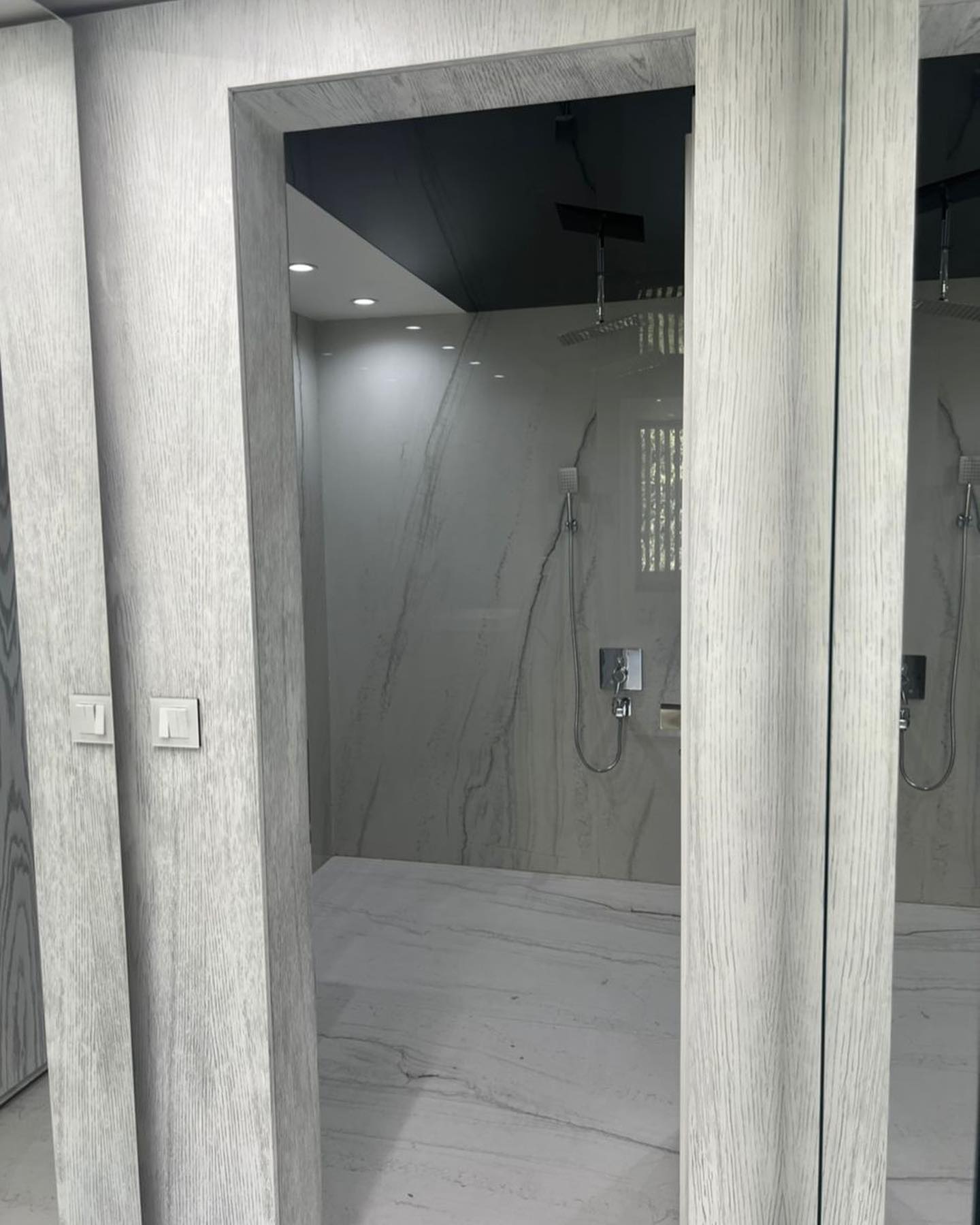 فرمانیه شرقی 270متر 3خواب مستر برج باغ فول مشاعات