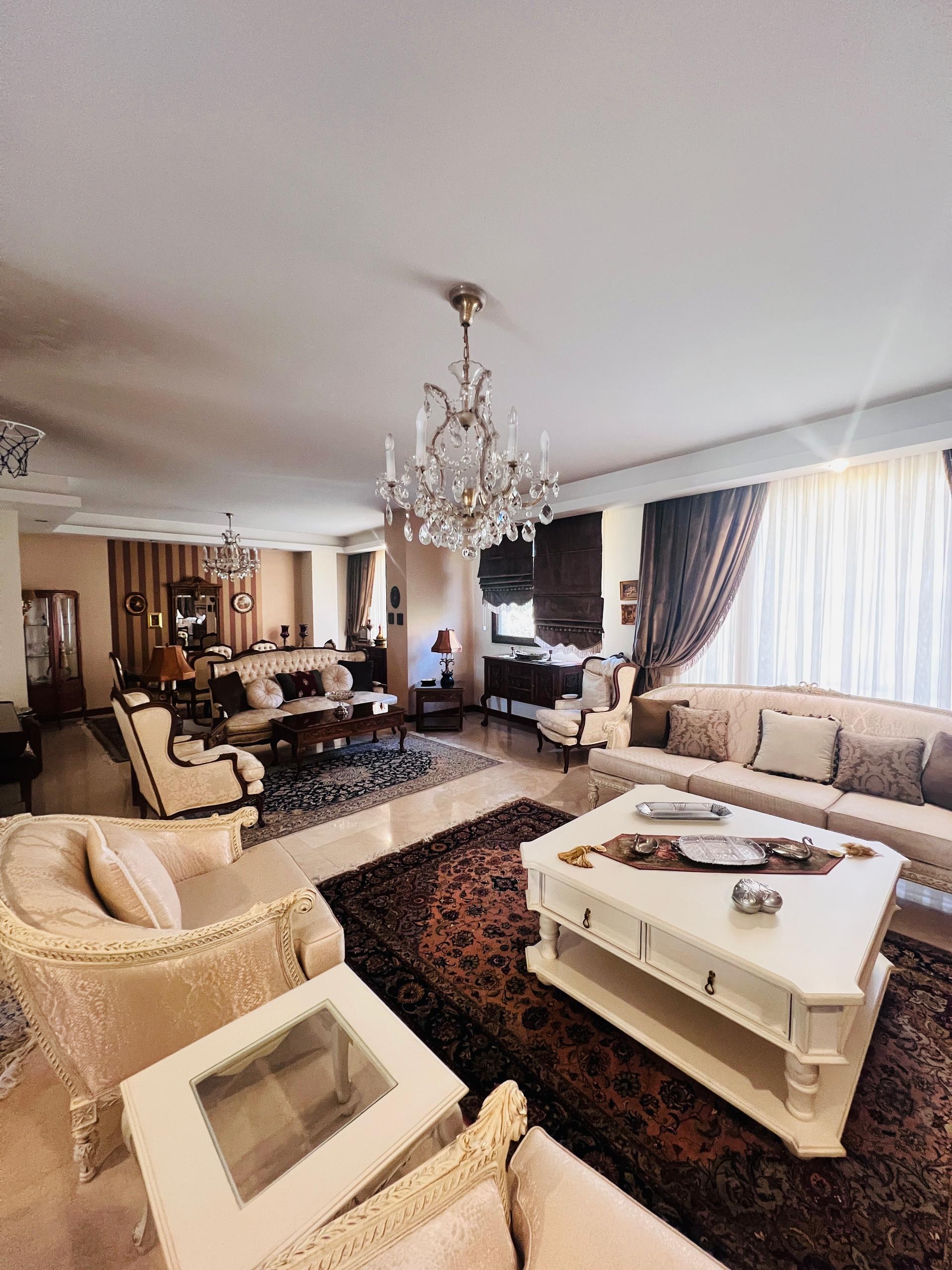 فروش اپارتمان 240 متر قیطریه جهان تاب