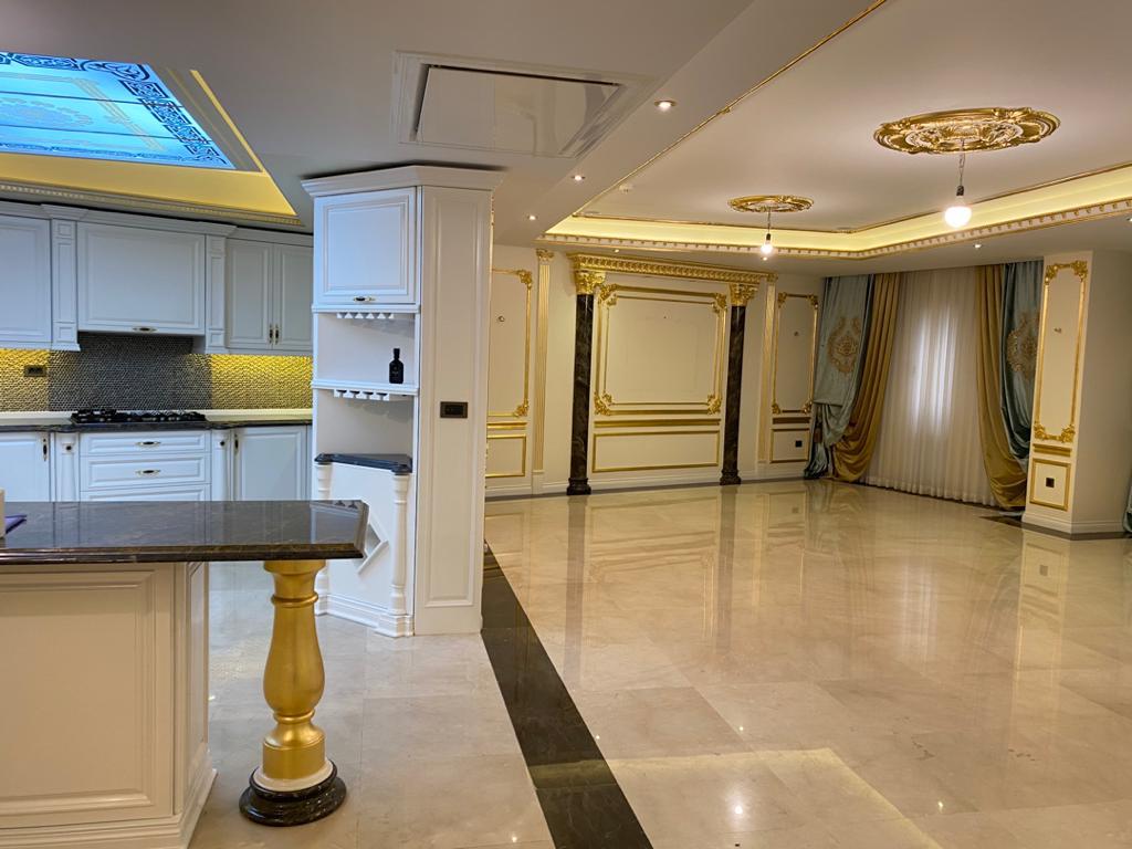 اپارتمان 300متری تاپ لوکیشن  فول مشاعات