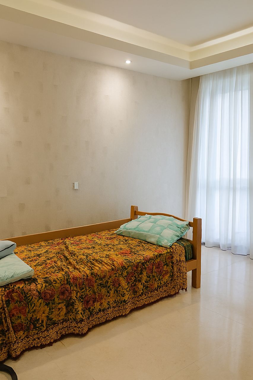 فروش آپارتمان 120متر نیاوران 2خواب 10 ساله