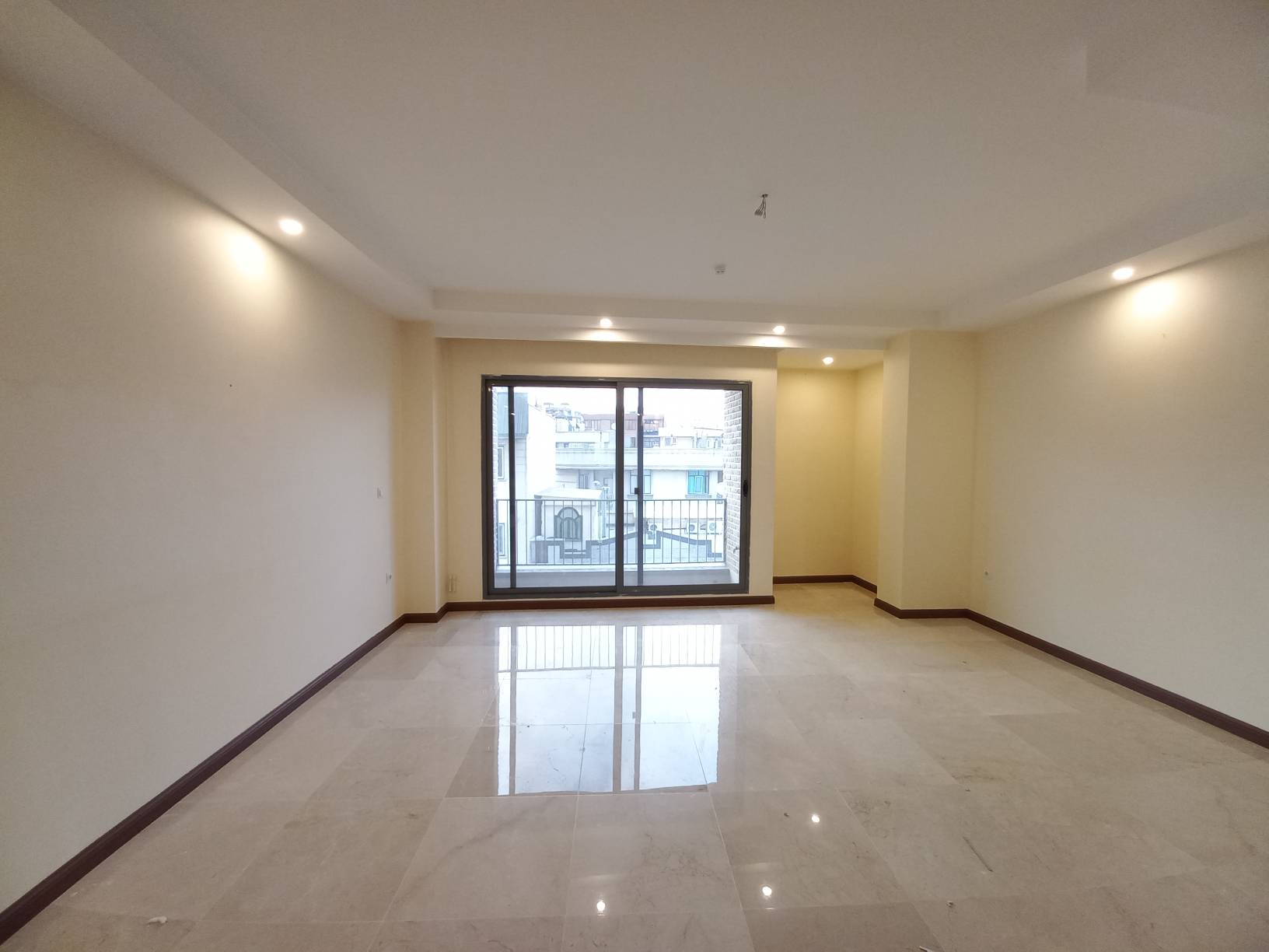 فروش آپارتمان 95 متر فرمانیه غربی تاپ لوکیشن