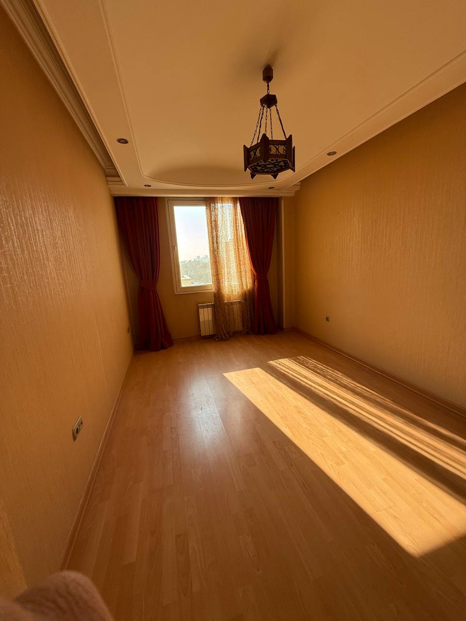 اجاره آپارتمان 200 متر نیــاوران