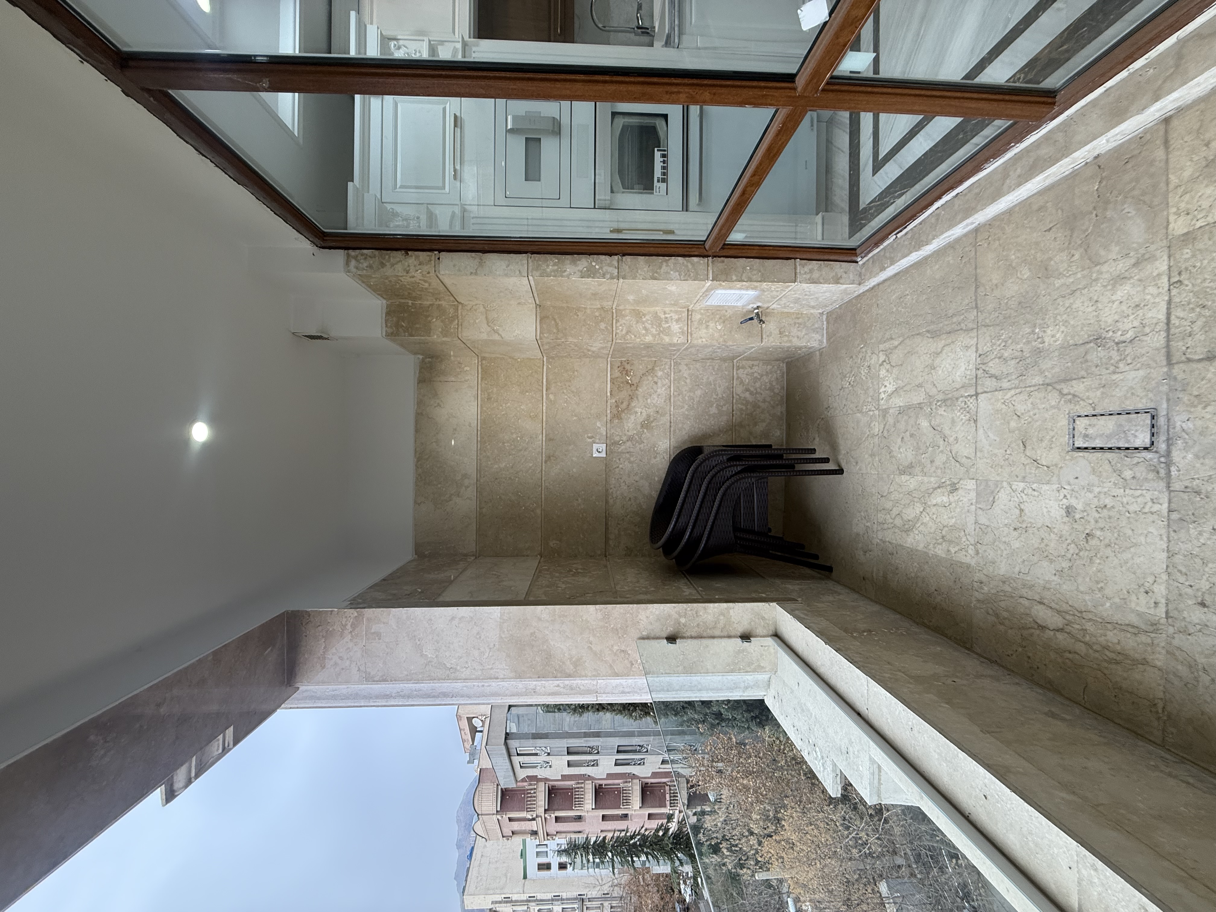 فروش آپارتمان 200 متر  فرمانیه