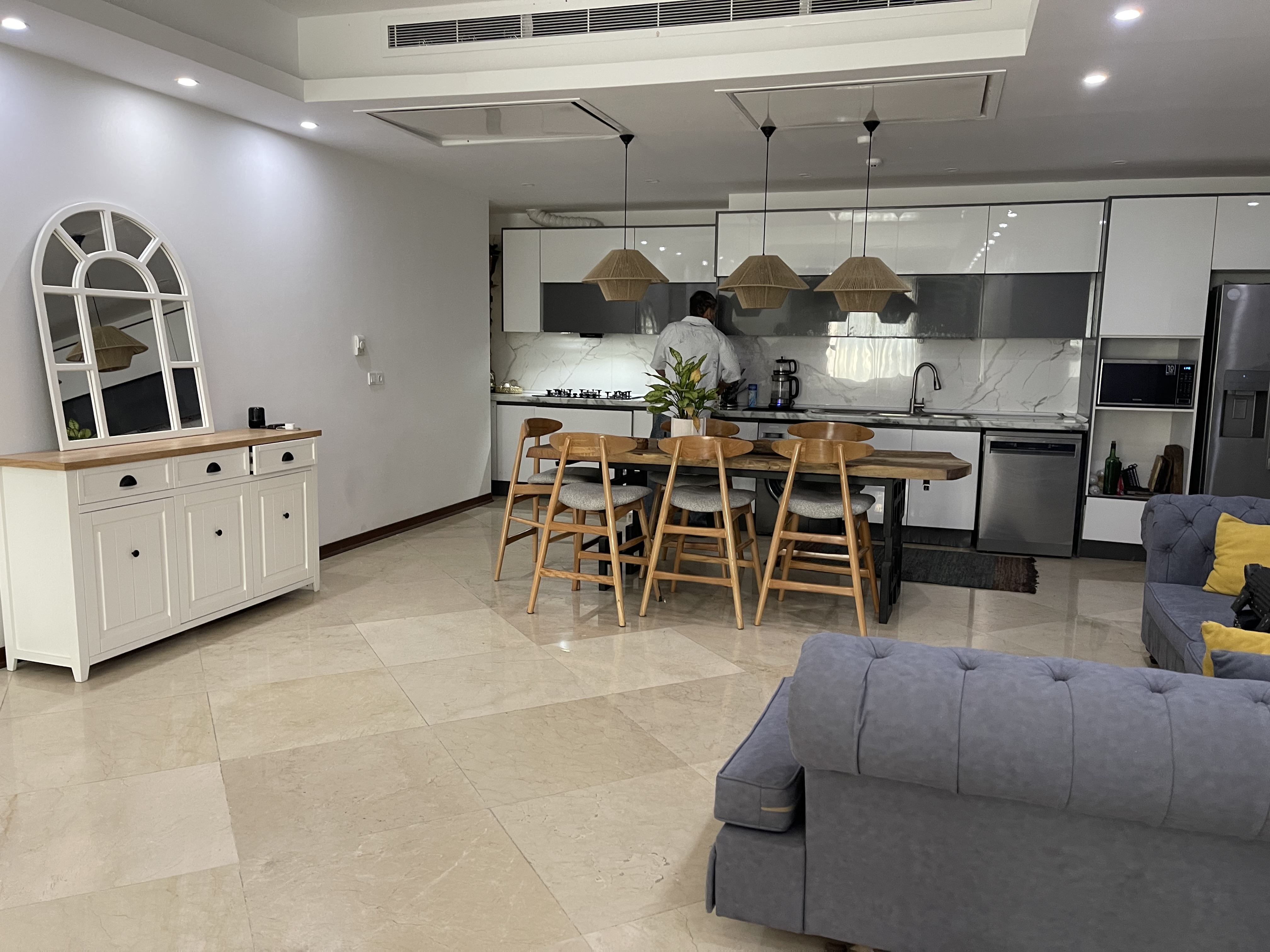 فروش آپارتمان 125متر اقدسیه فول مشاعات