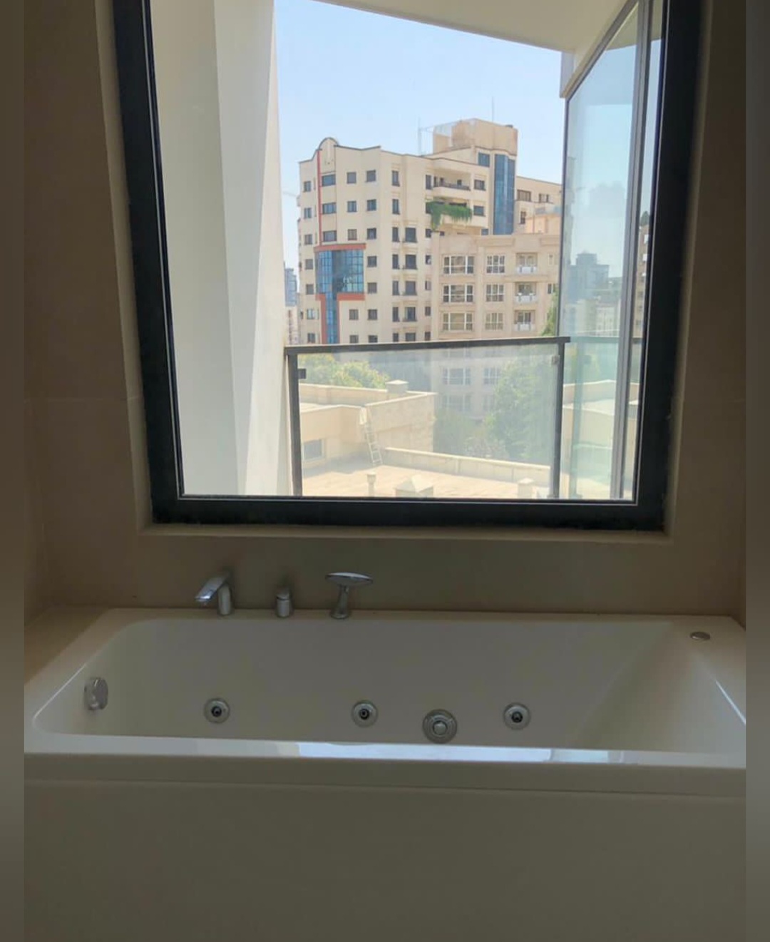 فروش آپارتمان 190متر دولت 2 پارکینگ