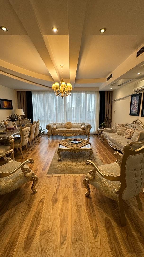 فروش آپارتمان 110متری دنج شمال کاخ