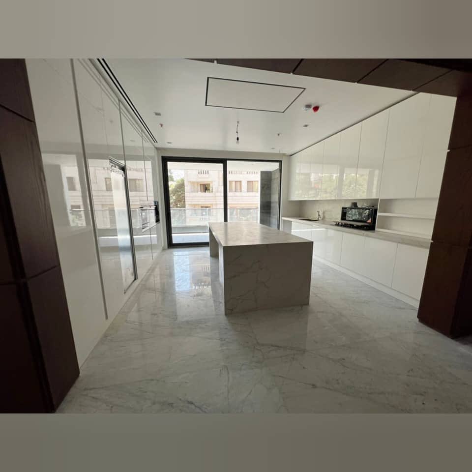فروش آپارتمان 400متر زعفرانیه