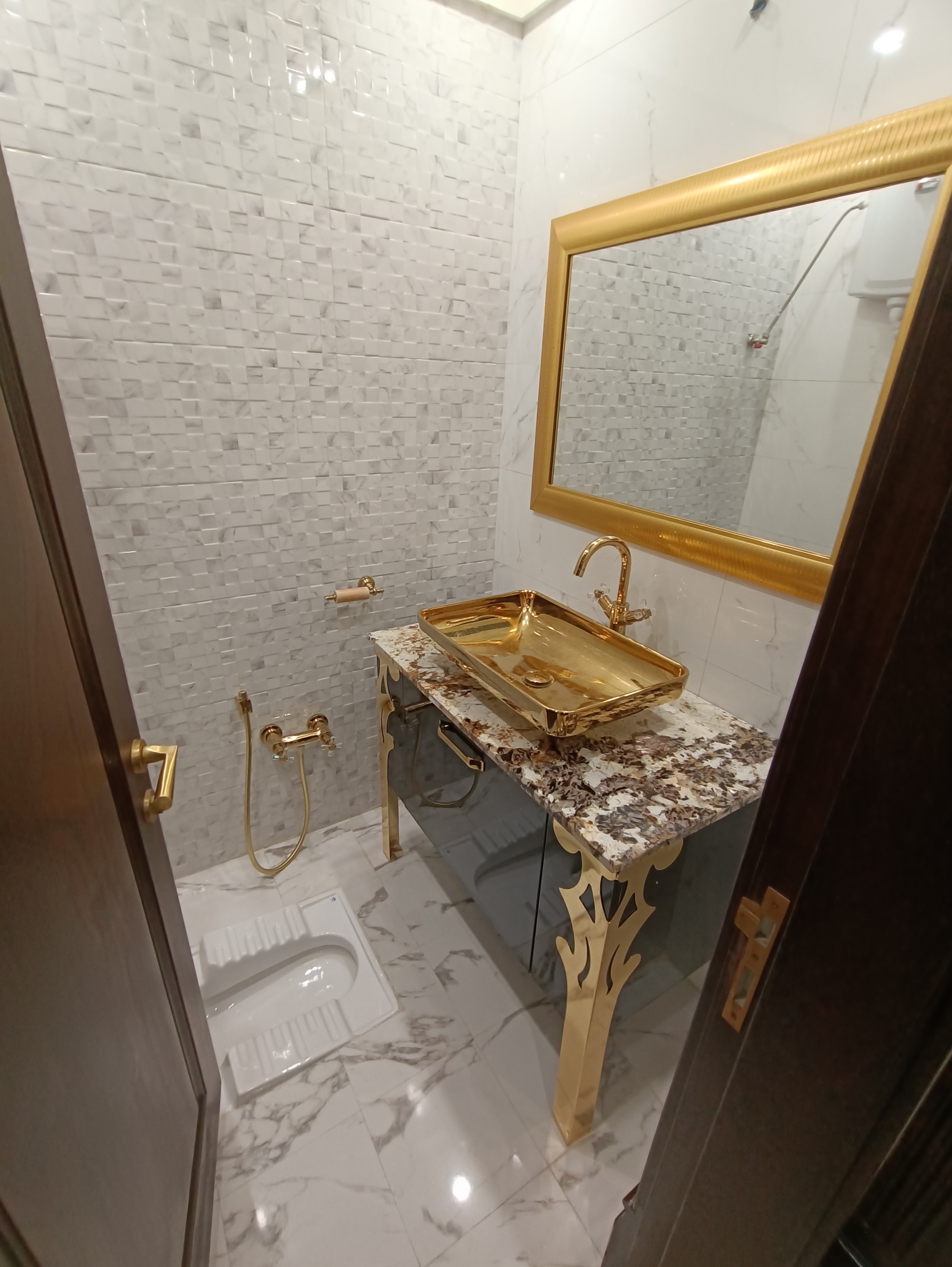 اجاره آپارتمان 177متر نیاوران  3خوابه
