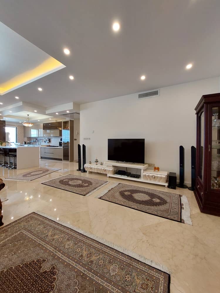 فروش آپارتمان 250متر نیاوران