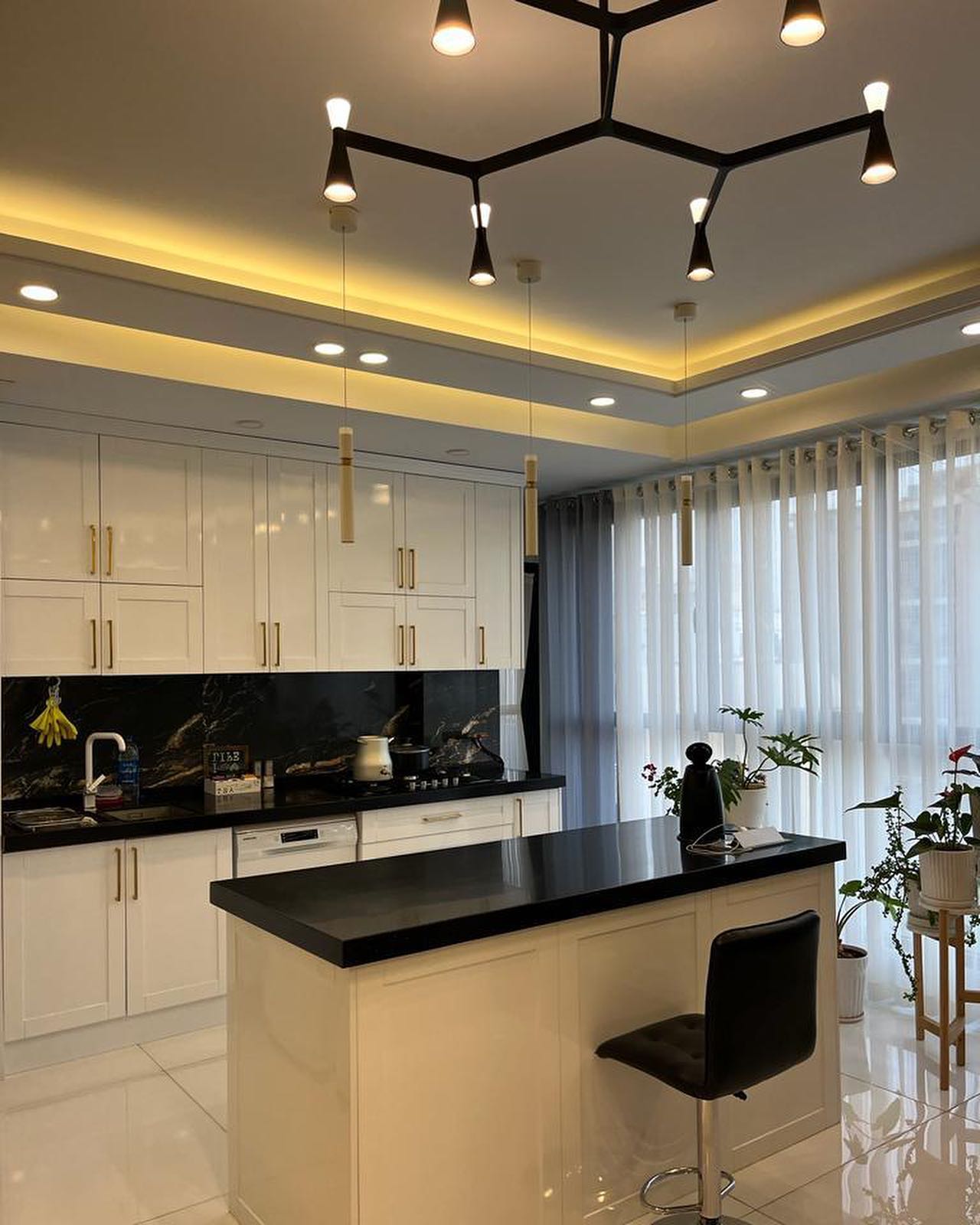 اجاره آپارتمان 110 متر نیاوران تاپ لوکیشن