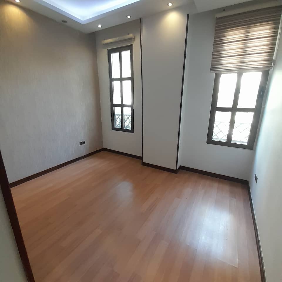 اجاره آپارتمان 200 متر نیاوران دارای تراس قابل چیدمان