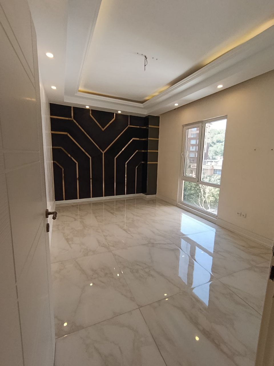 اجاره آپارتمان 230متر نیاوران فول مشاعات کلاسیک