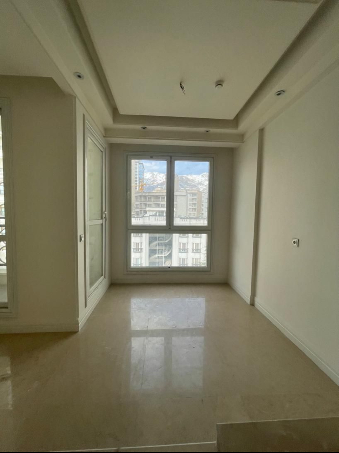 اجاره اپارتمان 240متر  فرمانیه فول امکانات