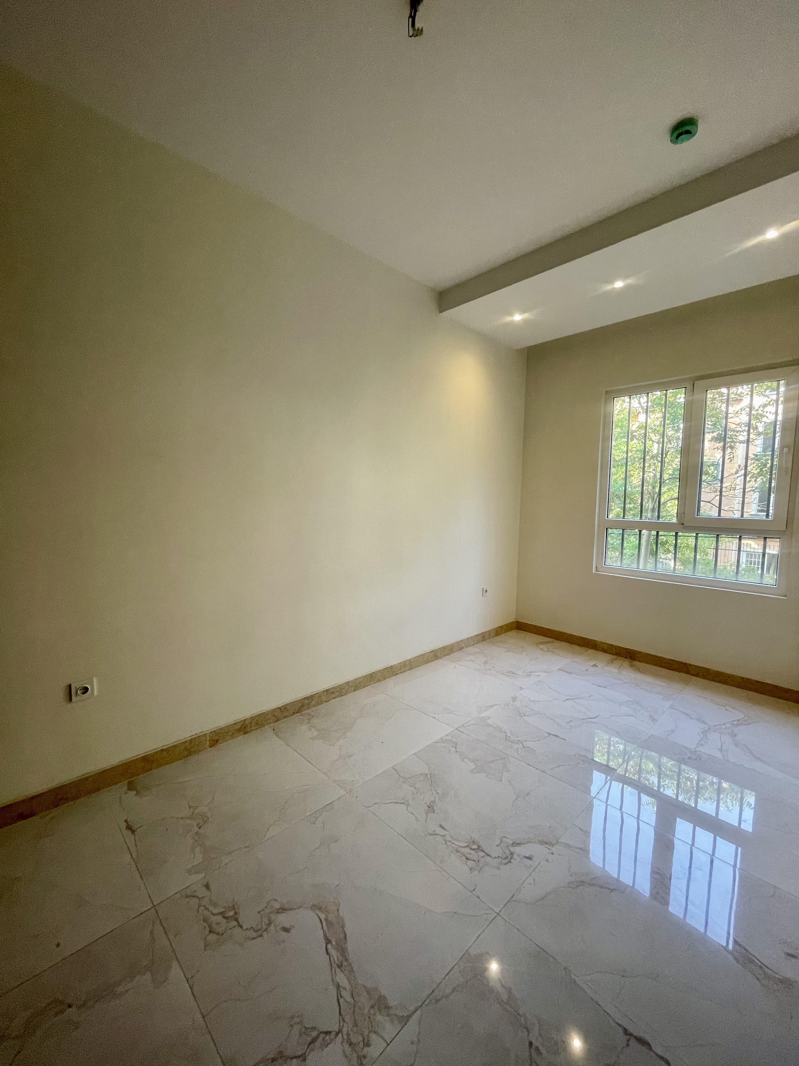 اجاره آپارتمان 115 متر ازگل تاپ لوکیشن