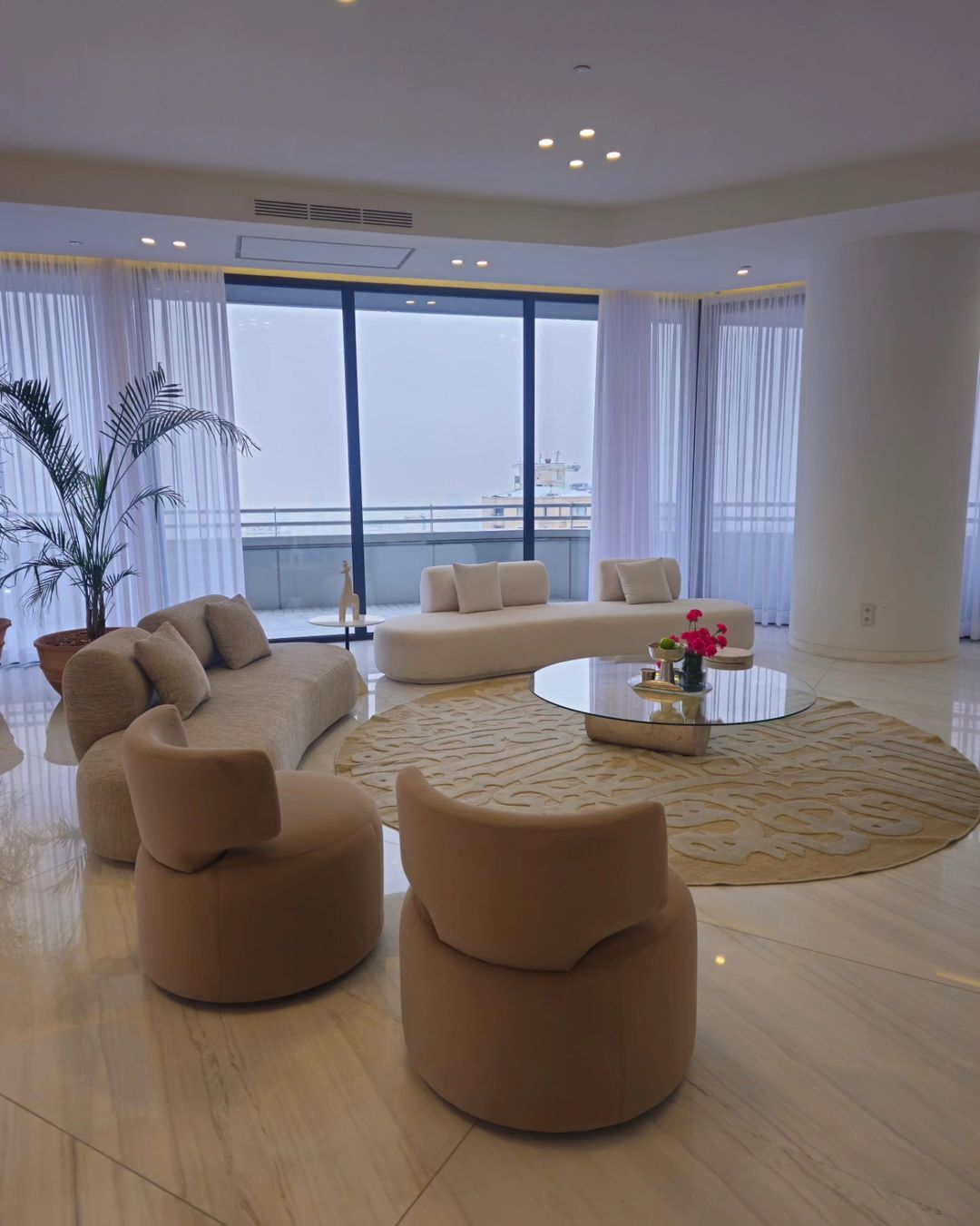 فروش آپارتمان 210متر نیاوران تراس قابل چیدمان