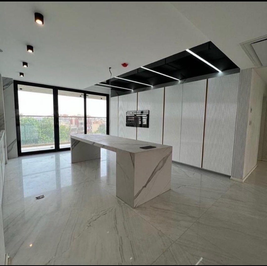 فروش آپارتمان 200 متر دیباجی جنوبی نوساز کلید نخورده