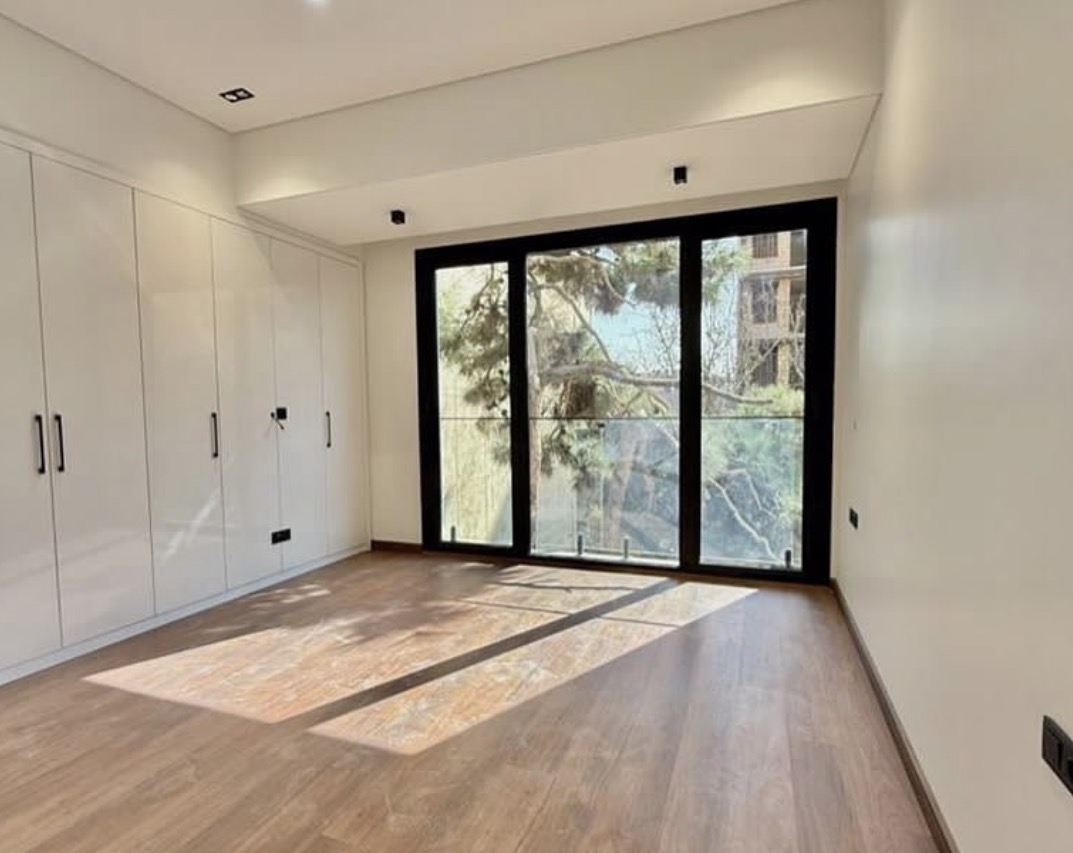 فروش آپارتمان 120 متر دولت فول بازسازی غرق نور