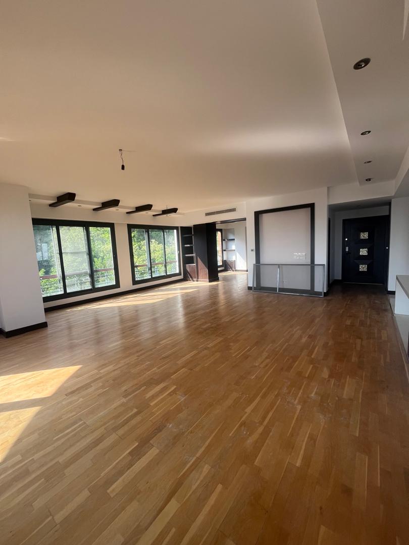 اجاره آپارتمان 220 متر جمشیدیه