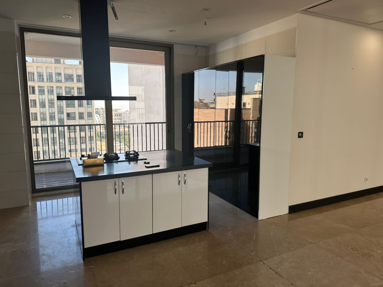 فروش آپارتمان 214 متر فرمانیه امنیت دسترسی تهاتر