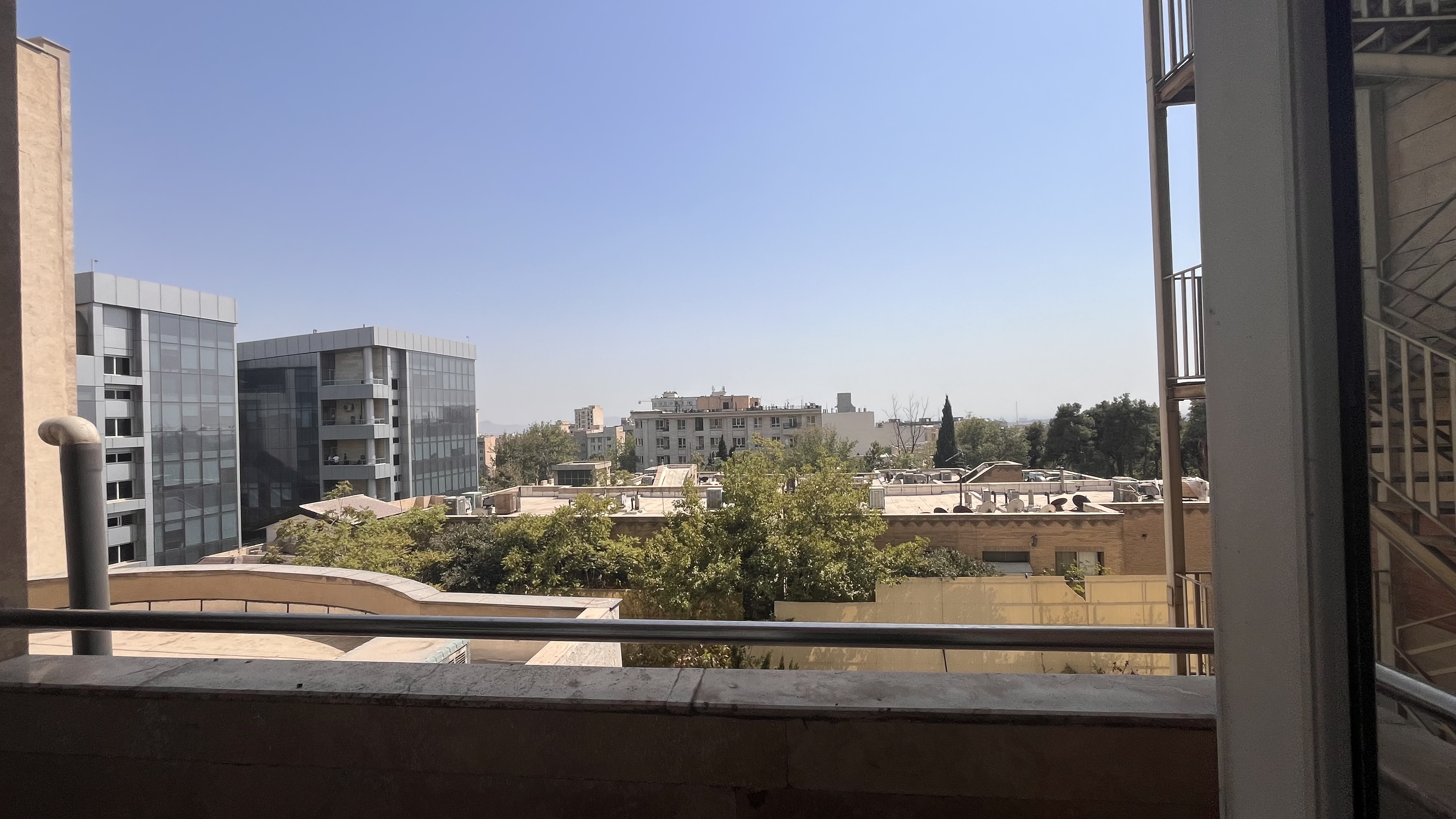 اجاره آپارتمان 150متر هروی فول امکانات