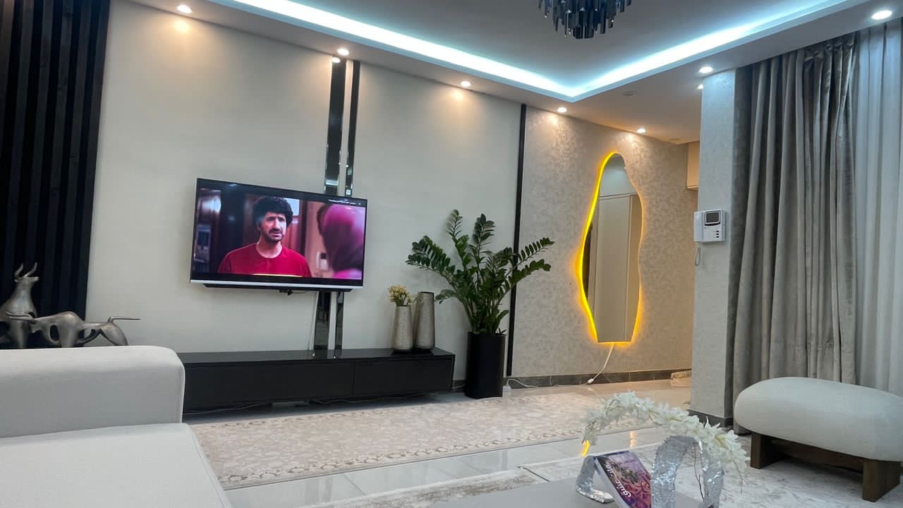 اجاره آپارتمان 200 متر نیاوران زیرقیمت