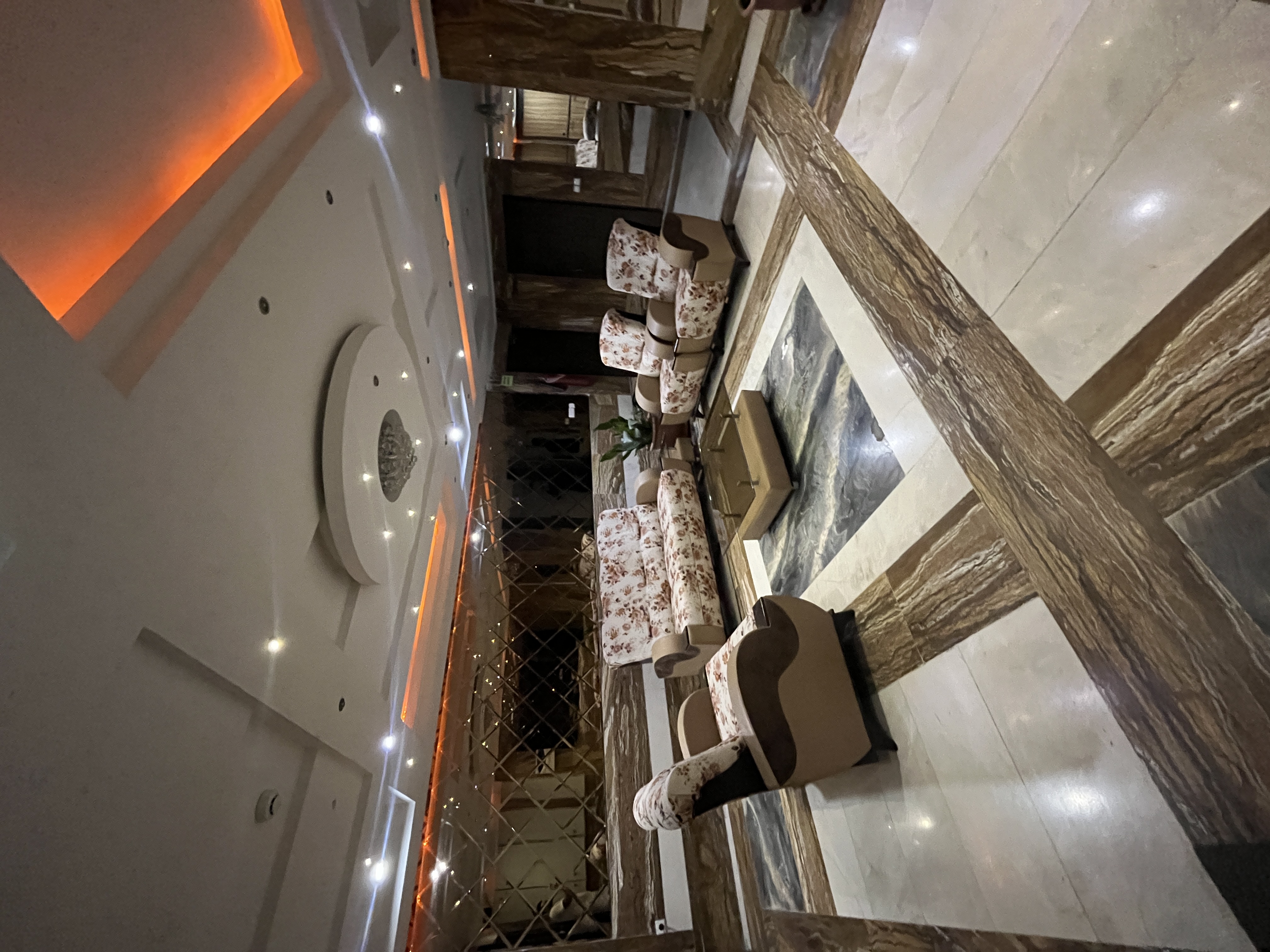 اجاره آپارتمان 130 متر دارآباد فول مشاعات