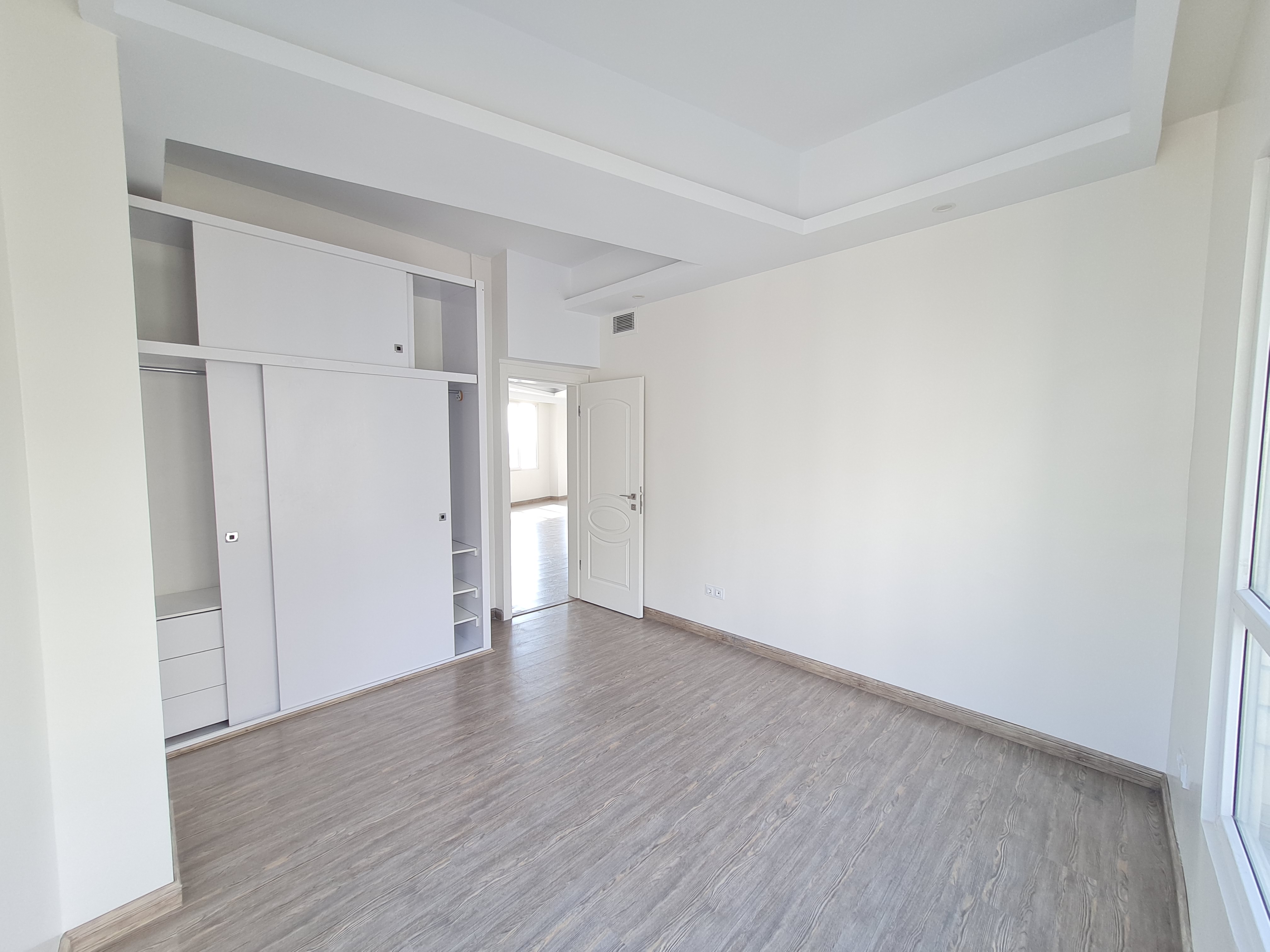 فروش آپارتمان 115 متر تاپ لوکیشن کیکاووس