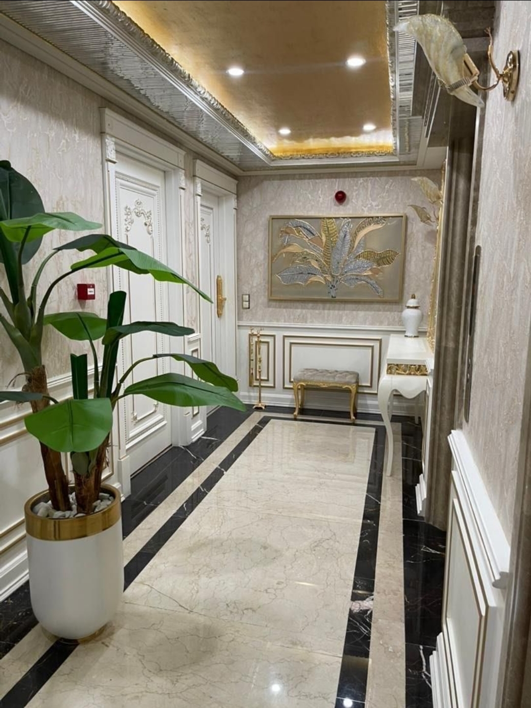 فروش آپارتمان 370متر نیاوران فول مشاعات بی نظیر