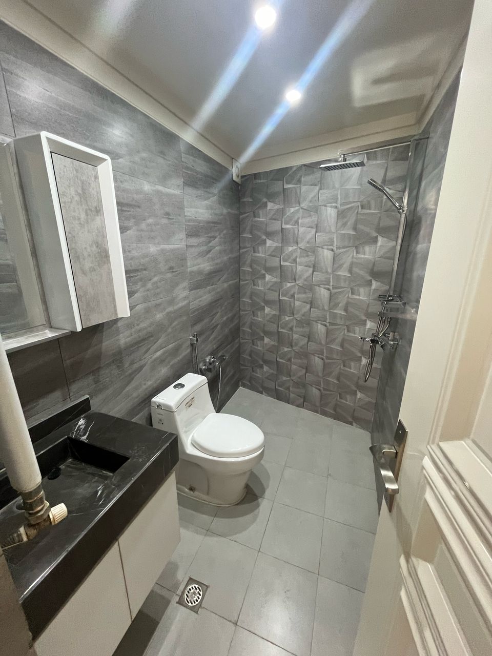 فروش آپارتمان 130 متر هروی