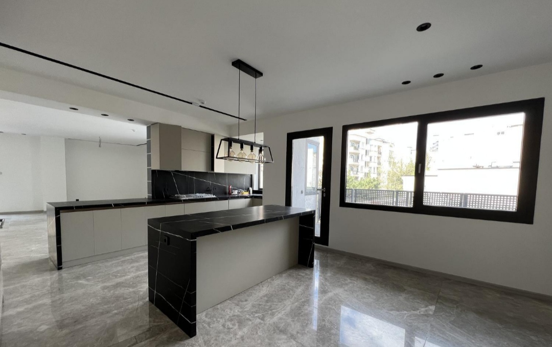 اجاره آپارتمان 170 ماری در نیاوران