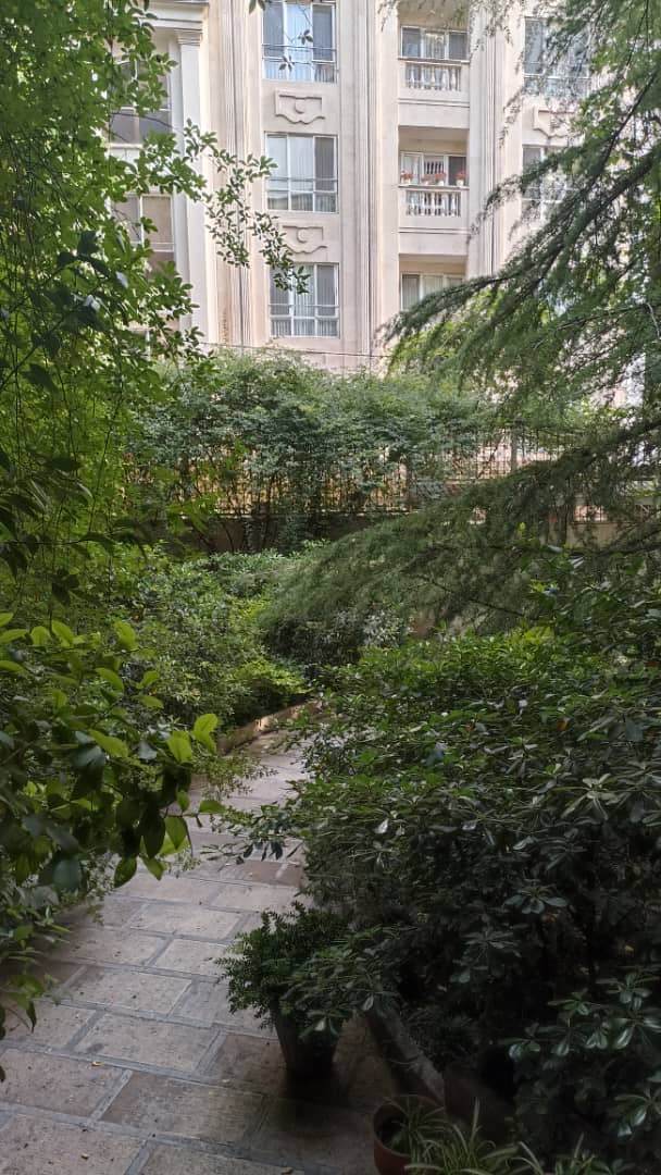 فروش آپارتمان 135 متر نیاوران