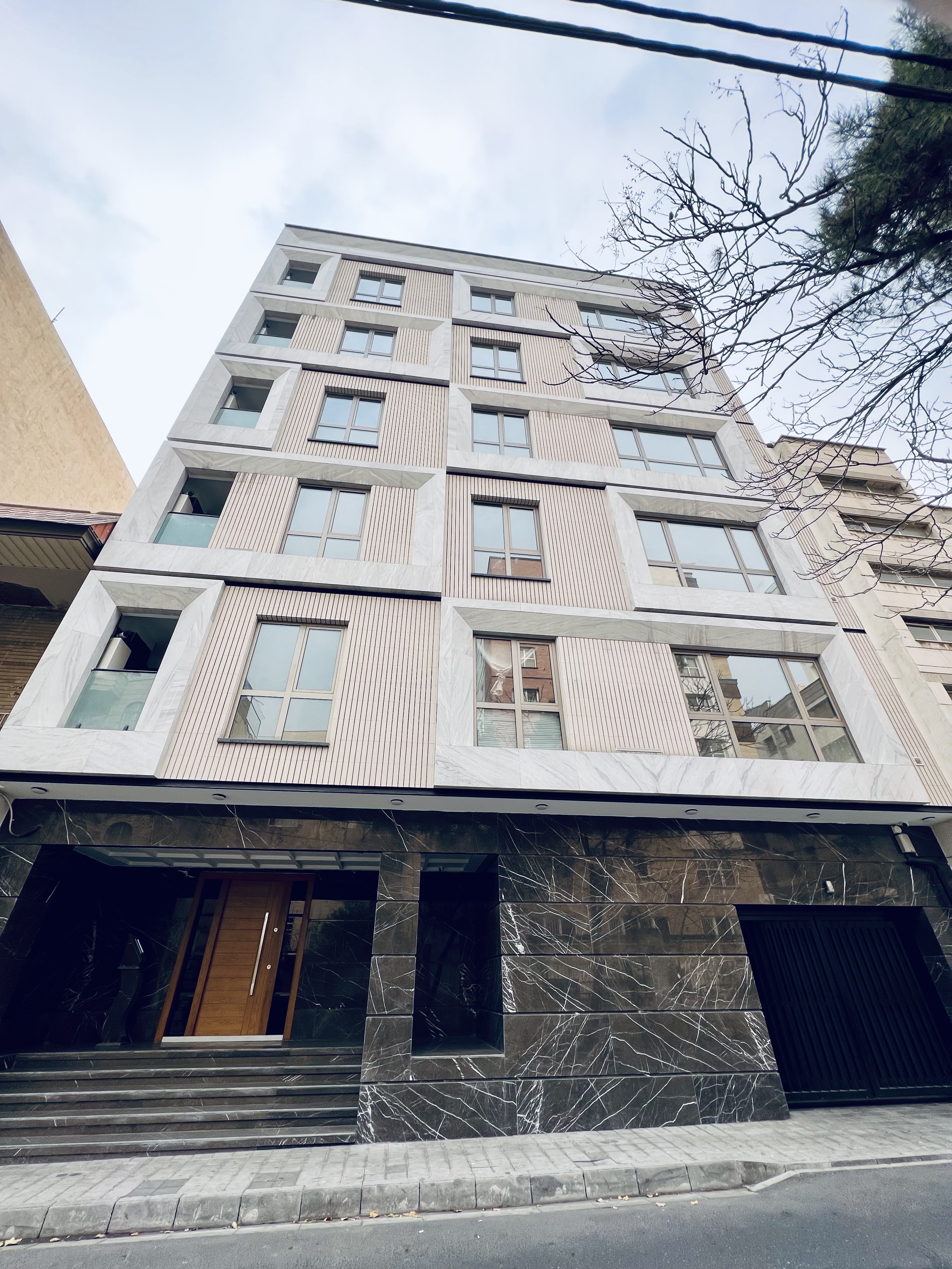 فروش آپارتمان 125 متر  قلب دیباجی کلید نخورده