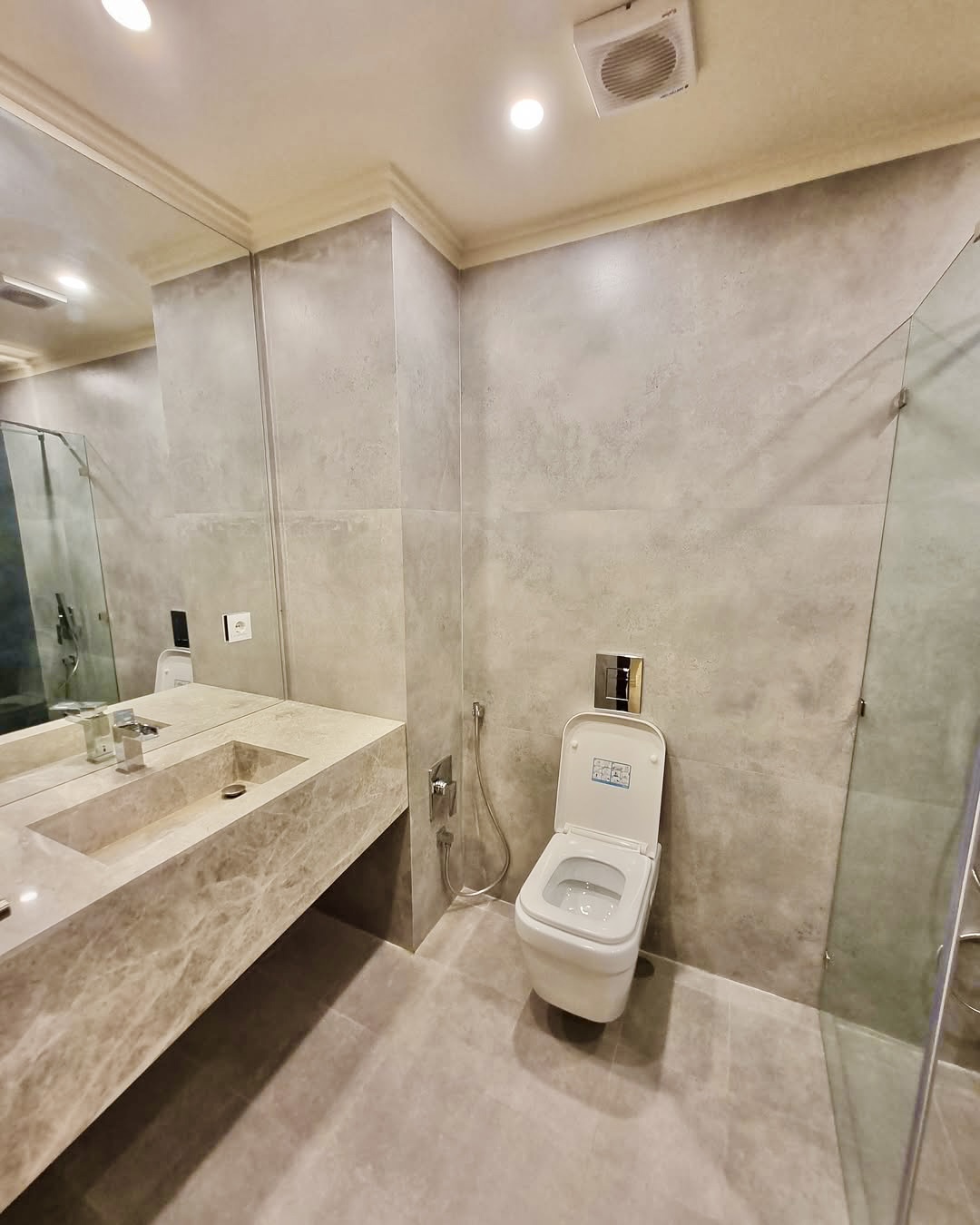 فروش آپارتمان 160متر کامرانیه 3خواب تک واحدی