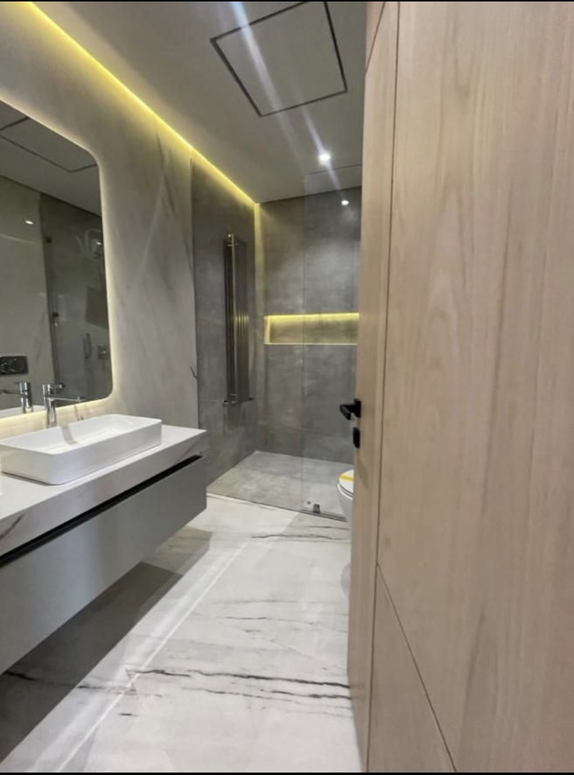 اجاره اپارتمان 120متر فرمانیه فول تمکانات