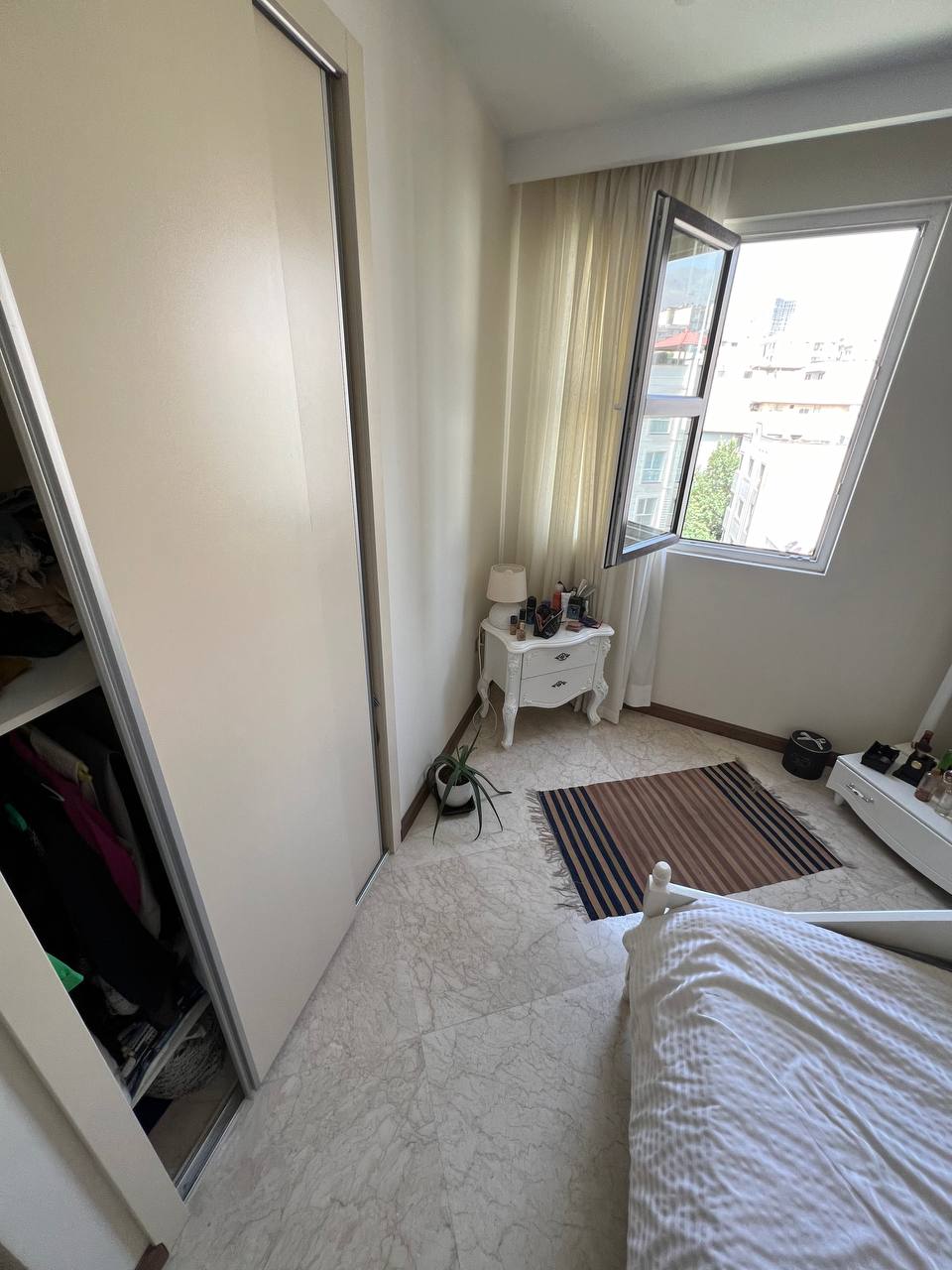 فروش آپارتمان 130 متر دولت جهانتاب  ویو ابدی شمال