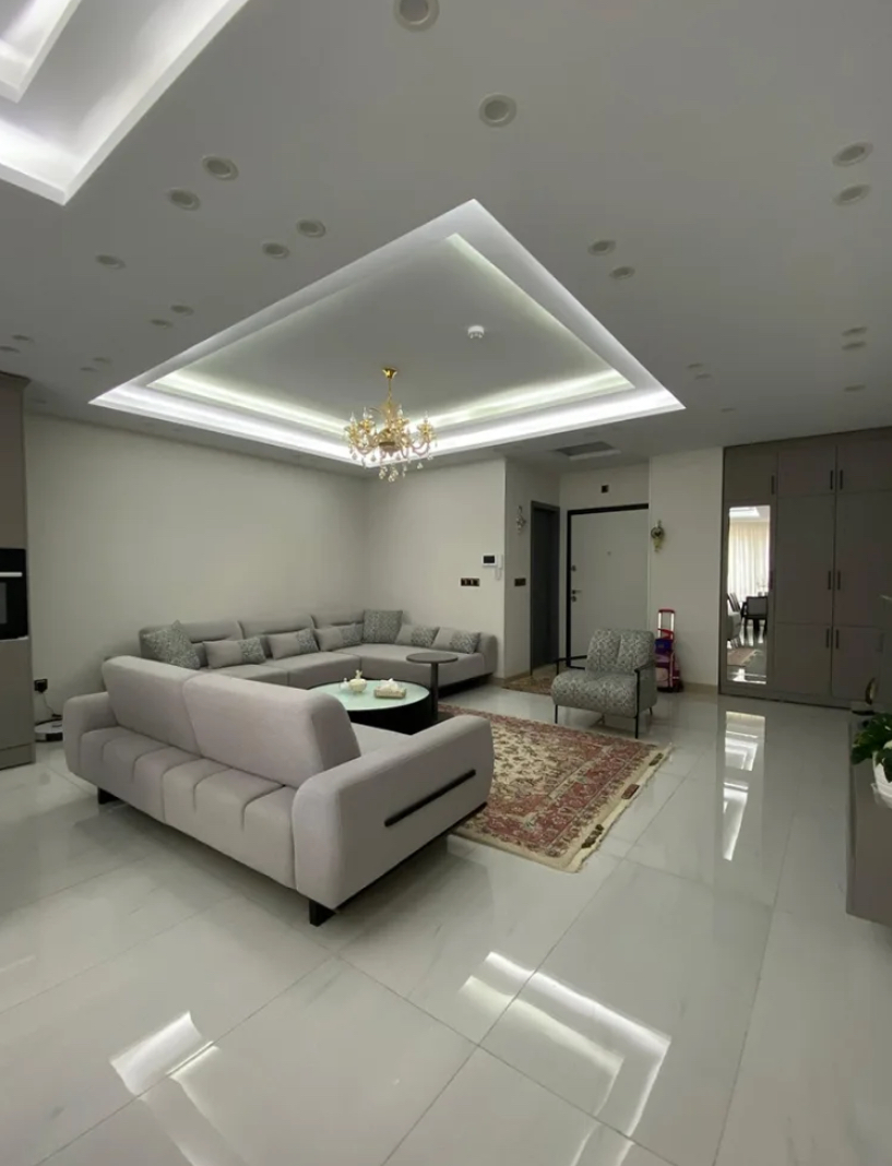 فروش آپارتمان 110 متر دولت  تاپ لوکیشن جهانتاب ویو مشجر