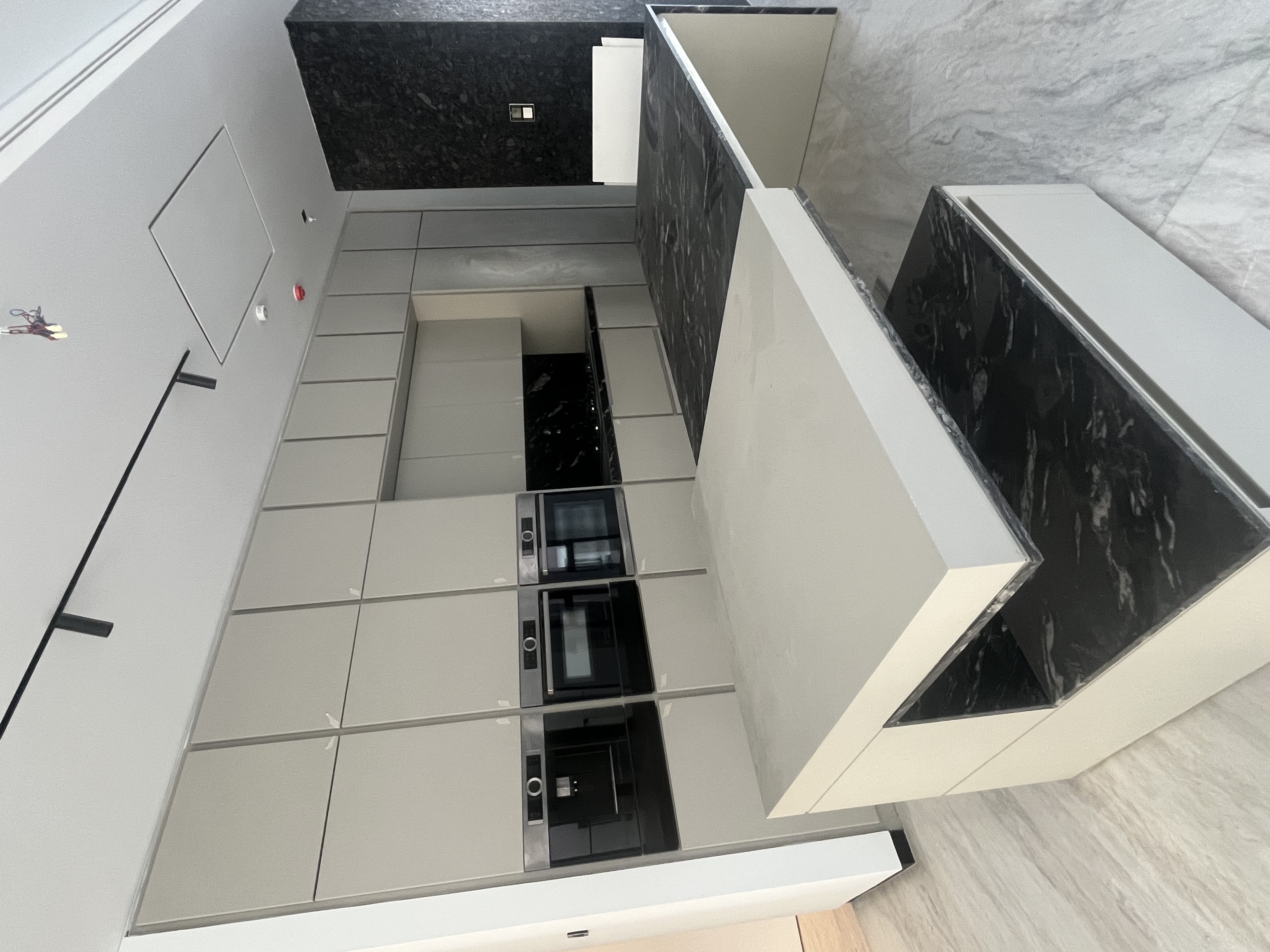 فروش آپارتمان 180متر نیاوران خوش نقشه ویو مشجر