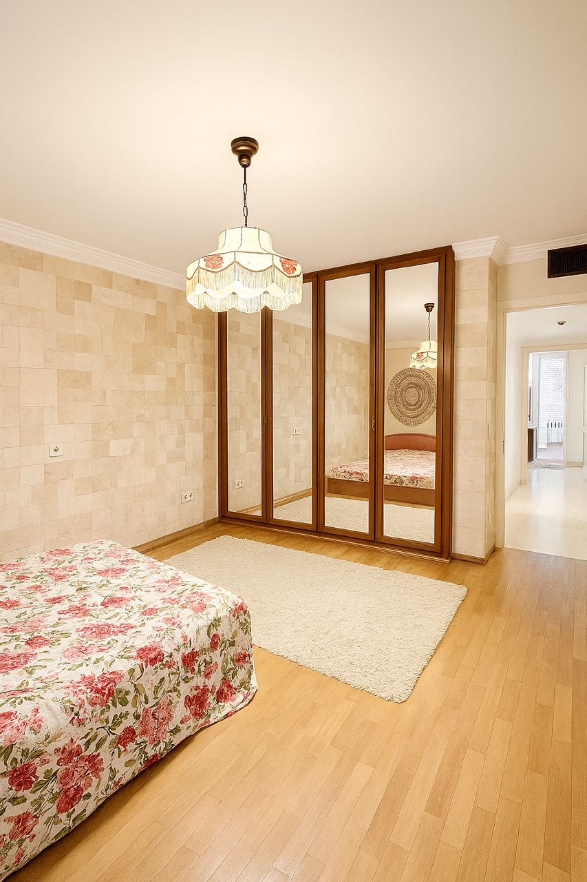 فروش آپارتمان 233متری نیاوران