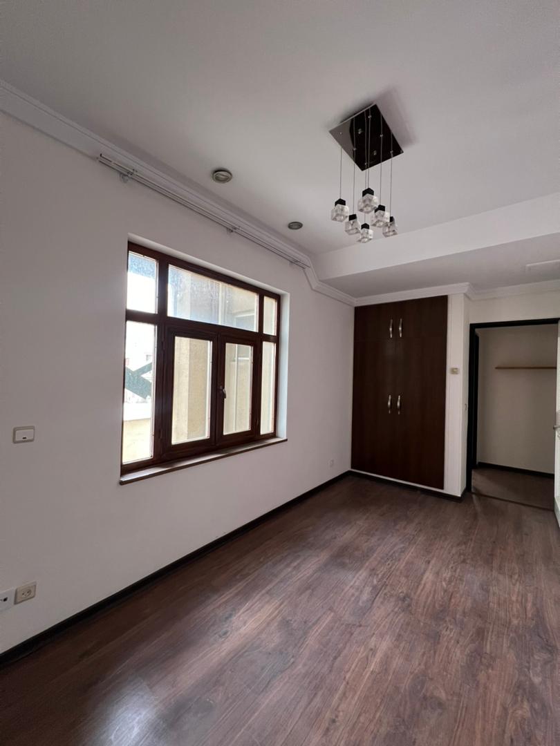 فروش آپارتمان 230متر نیاوران 3پارکینگ