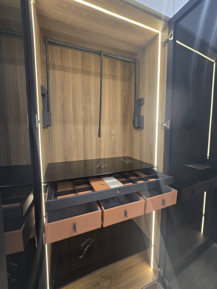 فروش آپارتمان 120متر نارمک تاپ لوکیشن