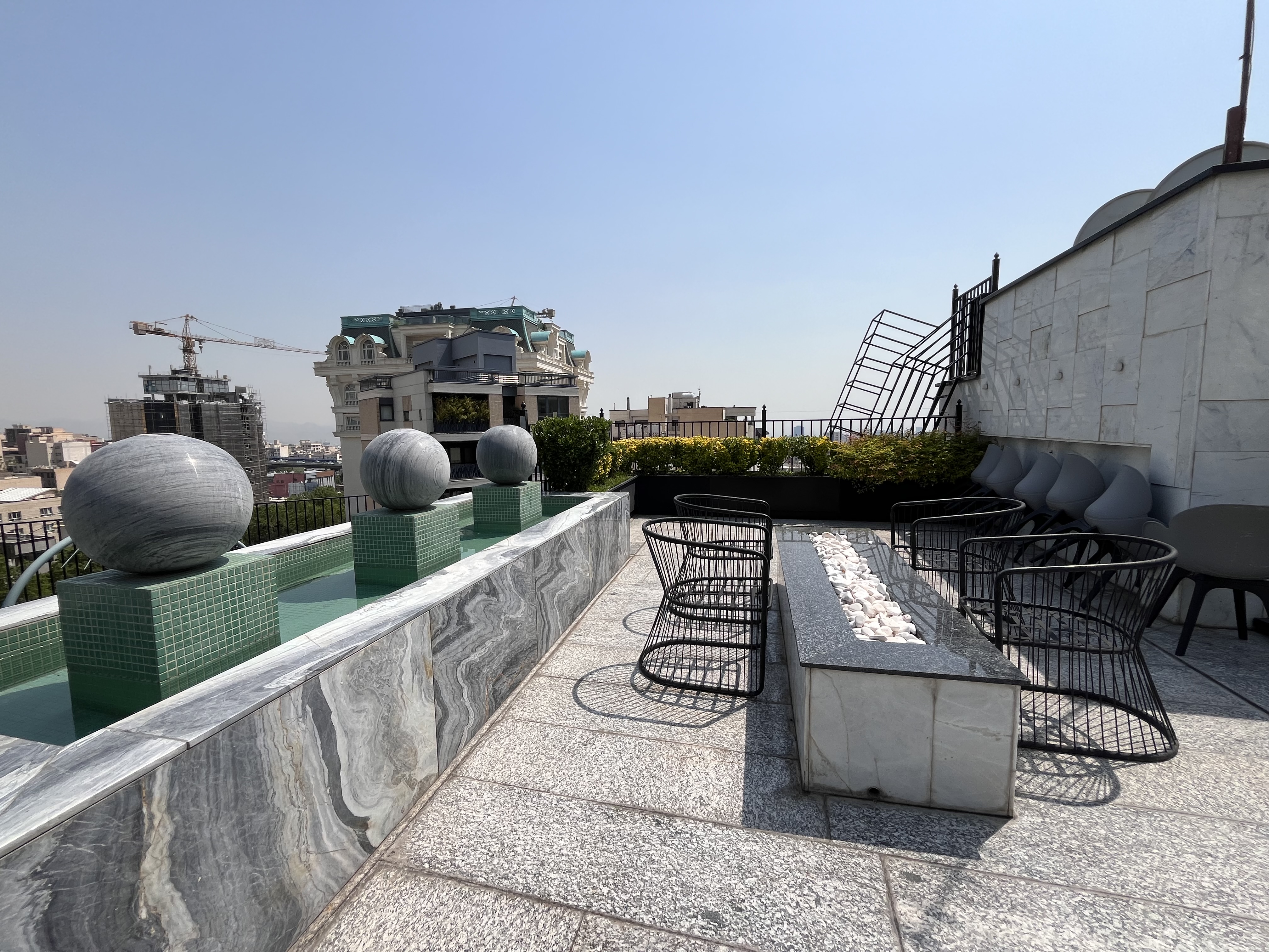 فروش آپارتمان 111 متر الهیه نوساز مدرن فول مشاعات