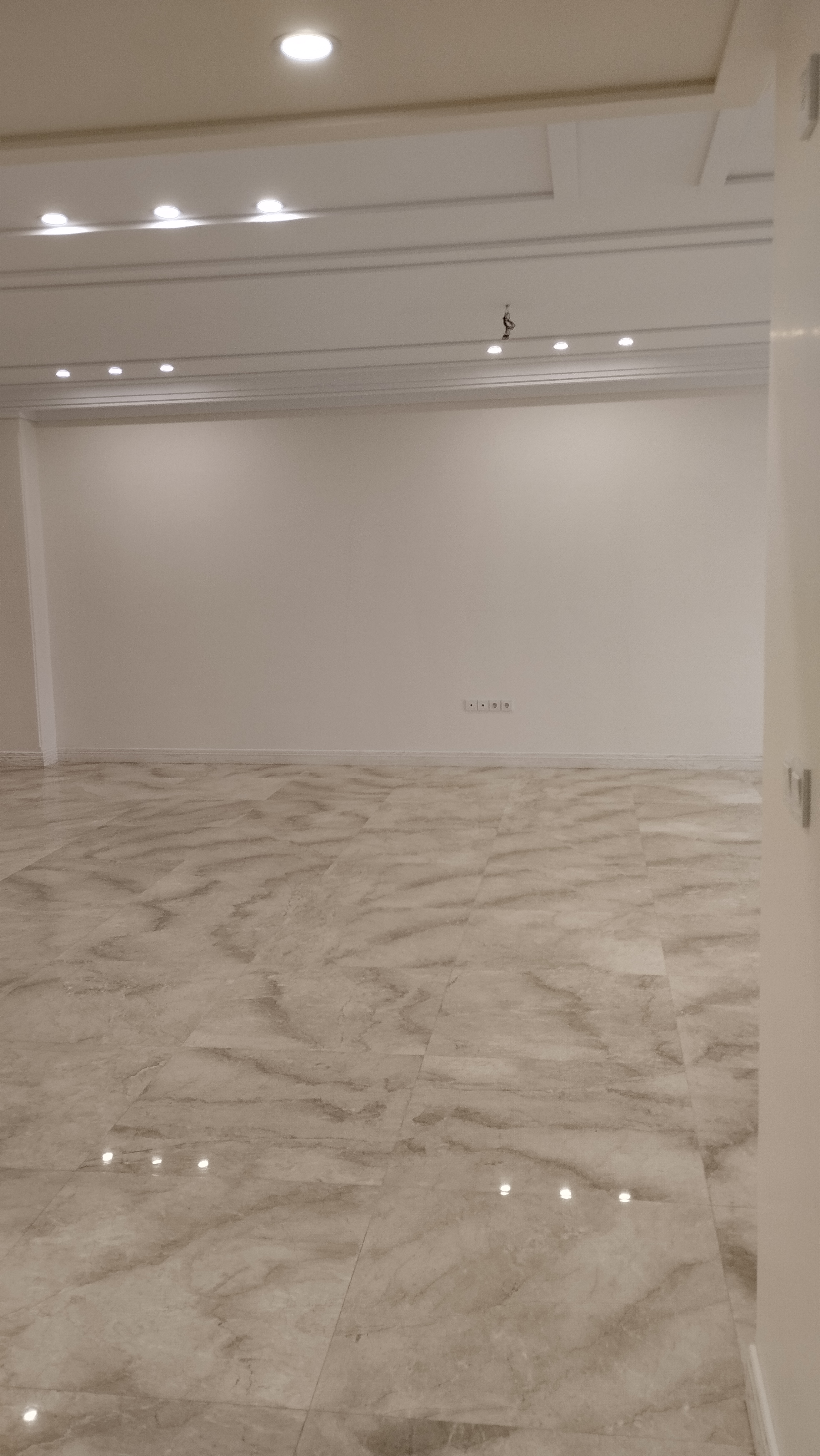 فروش آپارتمان 170 متر 3 خواب فول امکانات 2 پارکینگ
