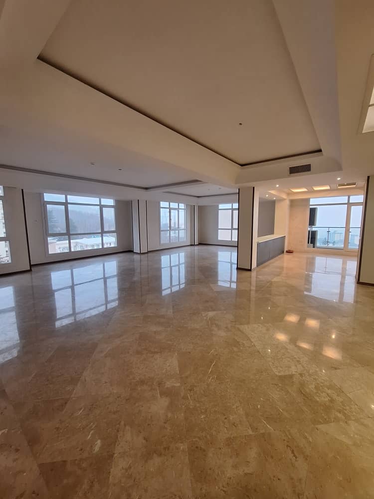 اپارتمان 300متری 4 خواب تاپ لوکیشن