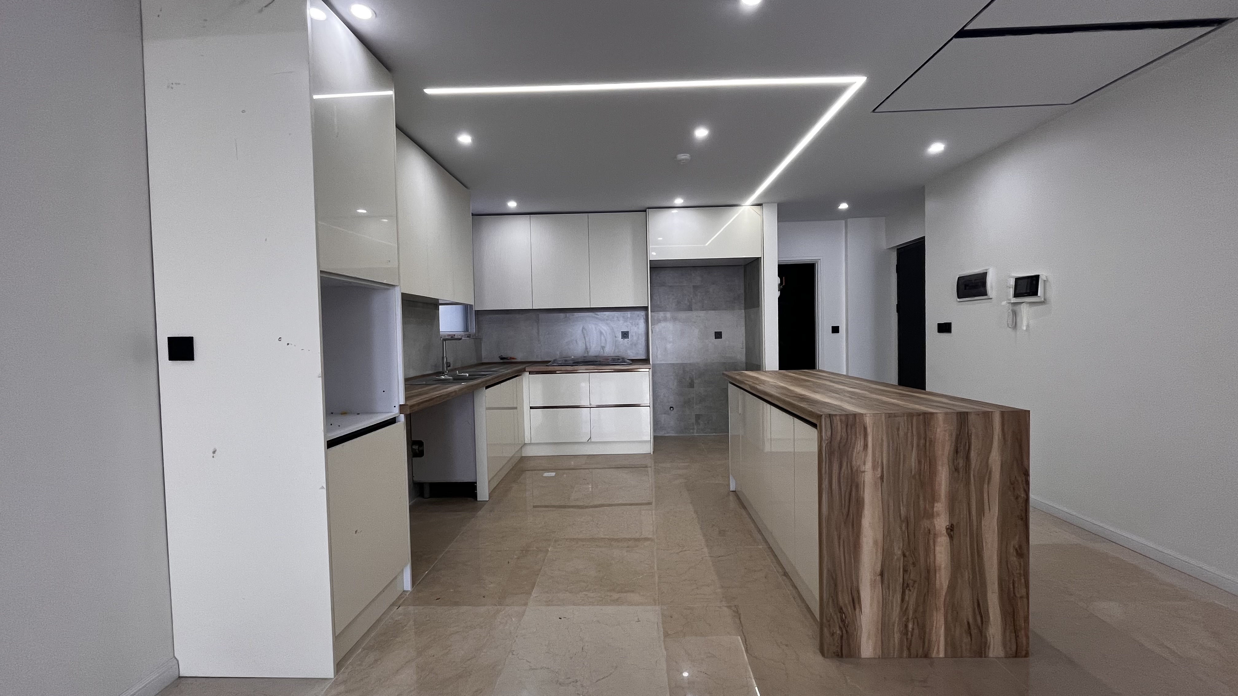 اجاره آپارتمان 120متر هروی فول امکانات