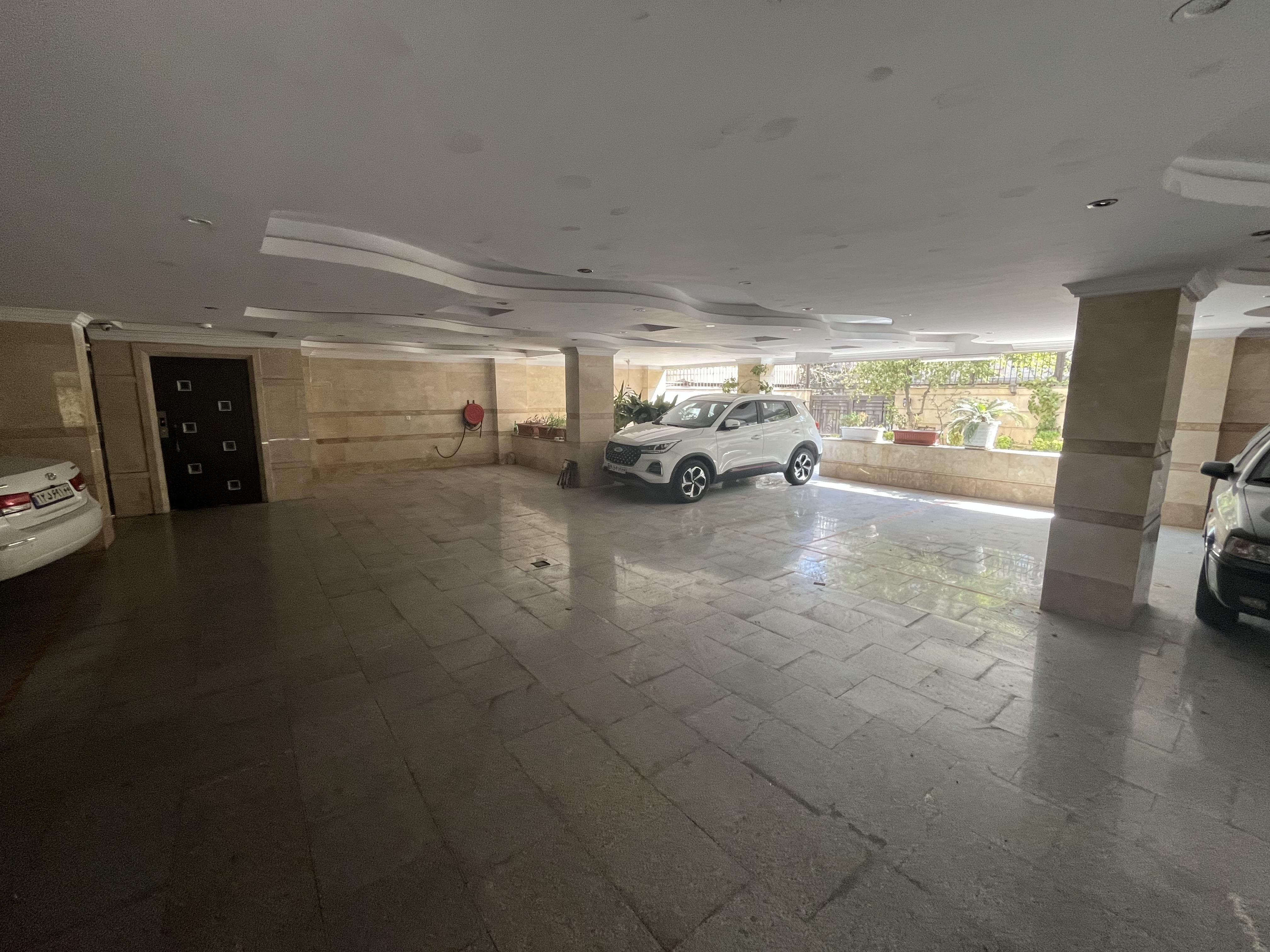 اجاره آپارتمان 107 متر چمن فول