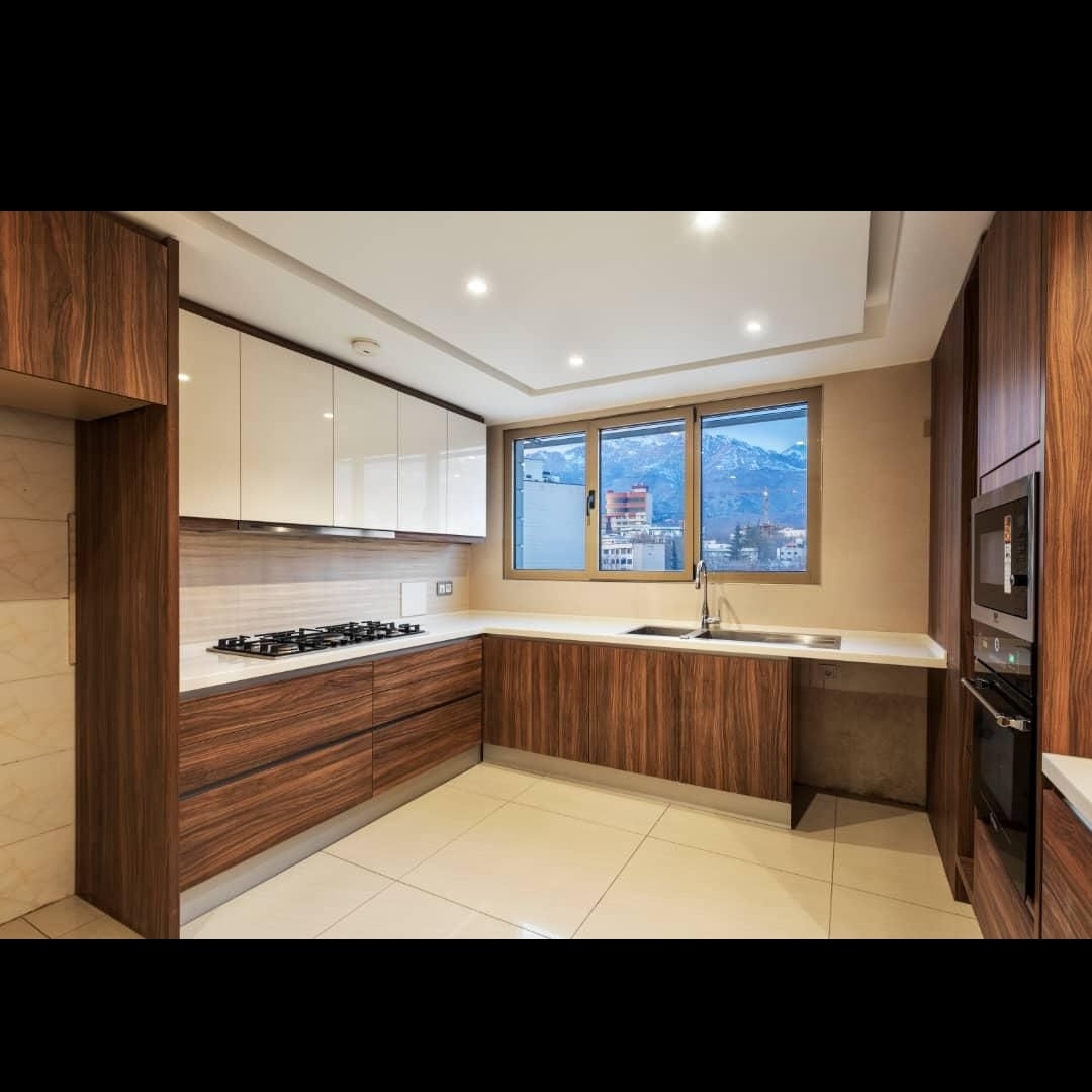 فروش آپارتمان 177متر 3خواب حکمت 3پارکینگ