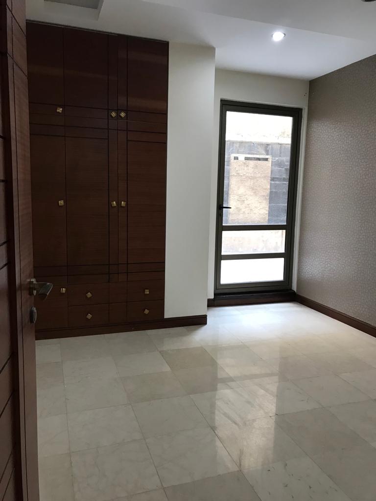 220متر تکواحدی بوکان