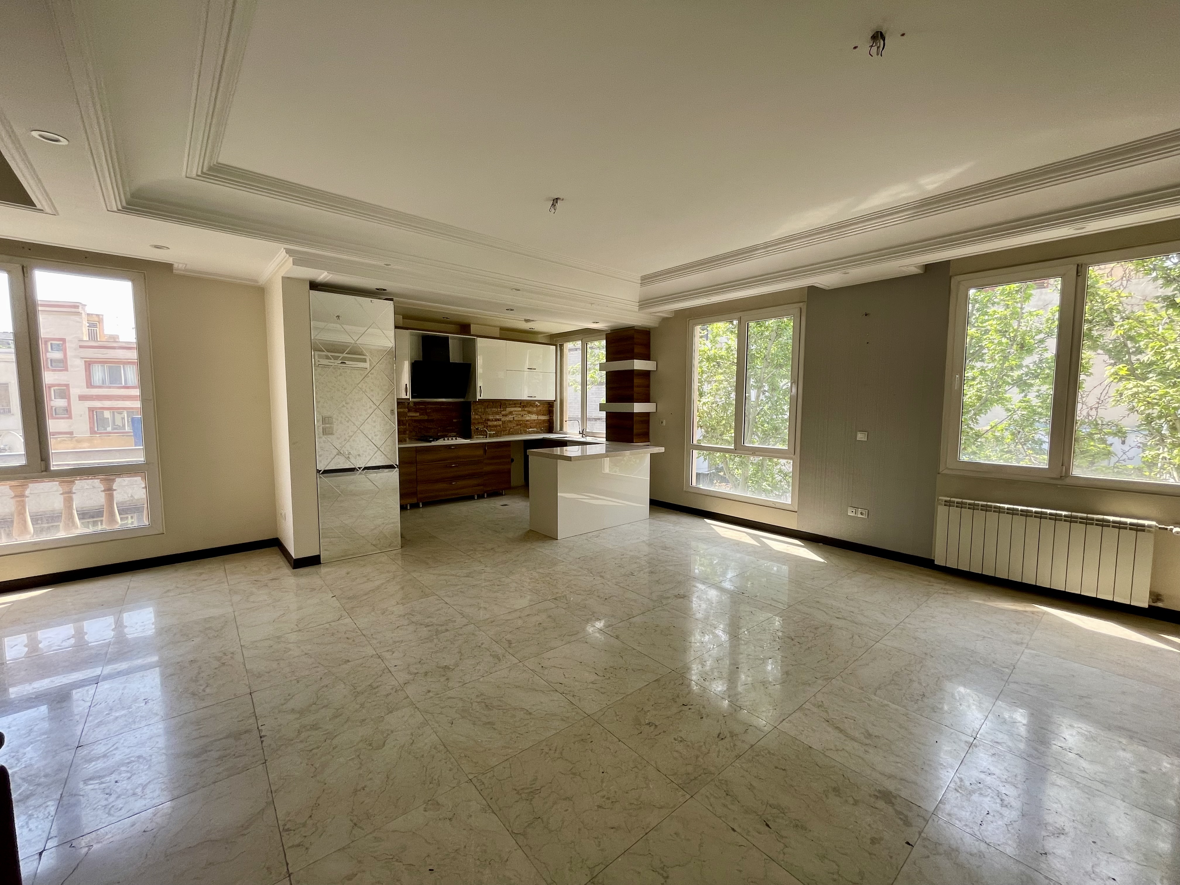 اجاره آپاراتمان 130 متر فرمانیه تاپ لوکیشن